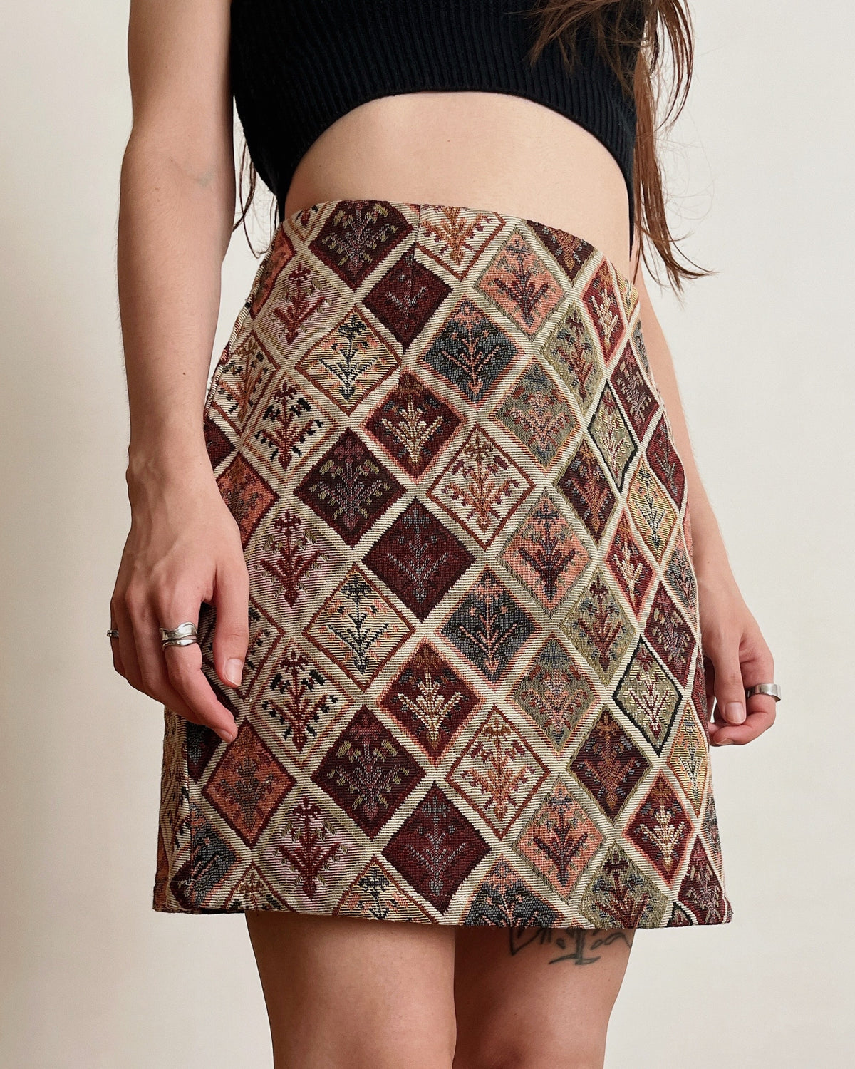 Tapestry mini skirt (M)