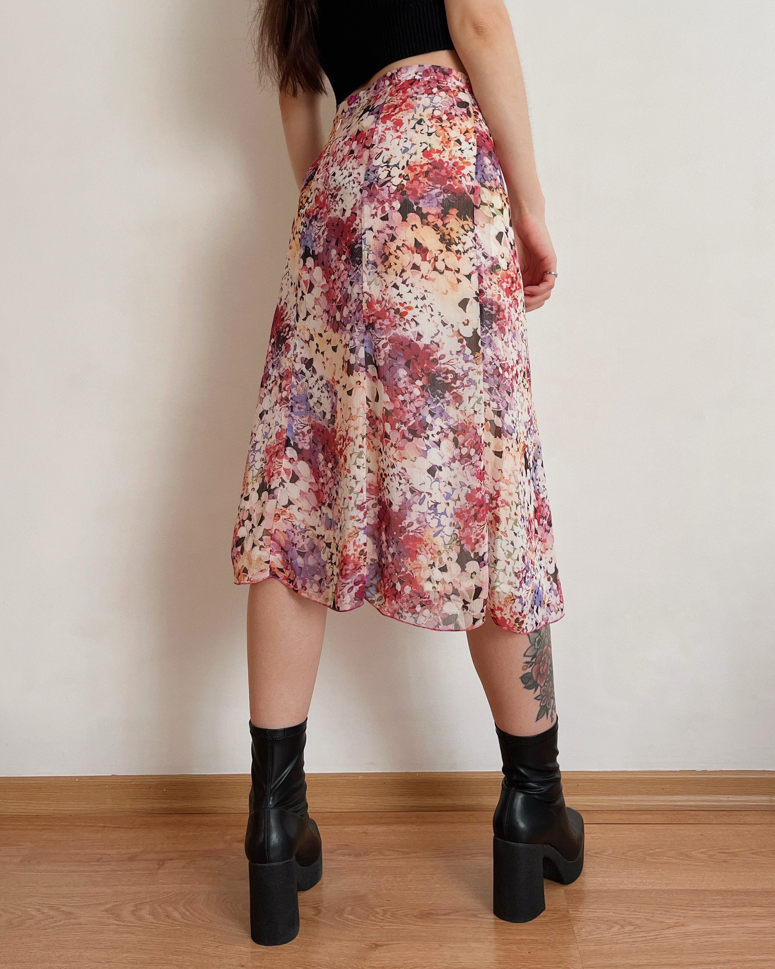Vintage floral skirt (XL)