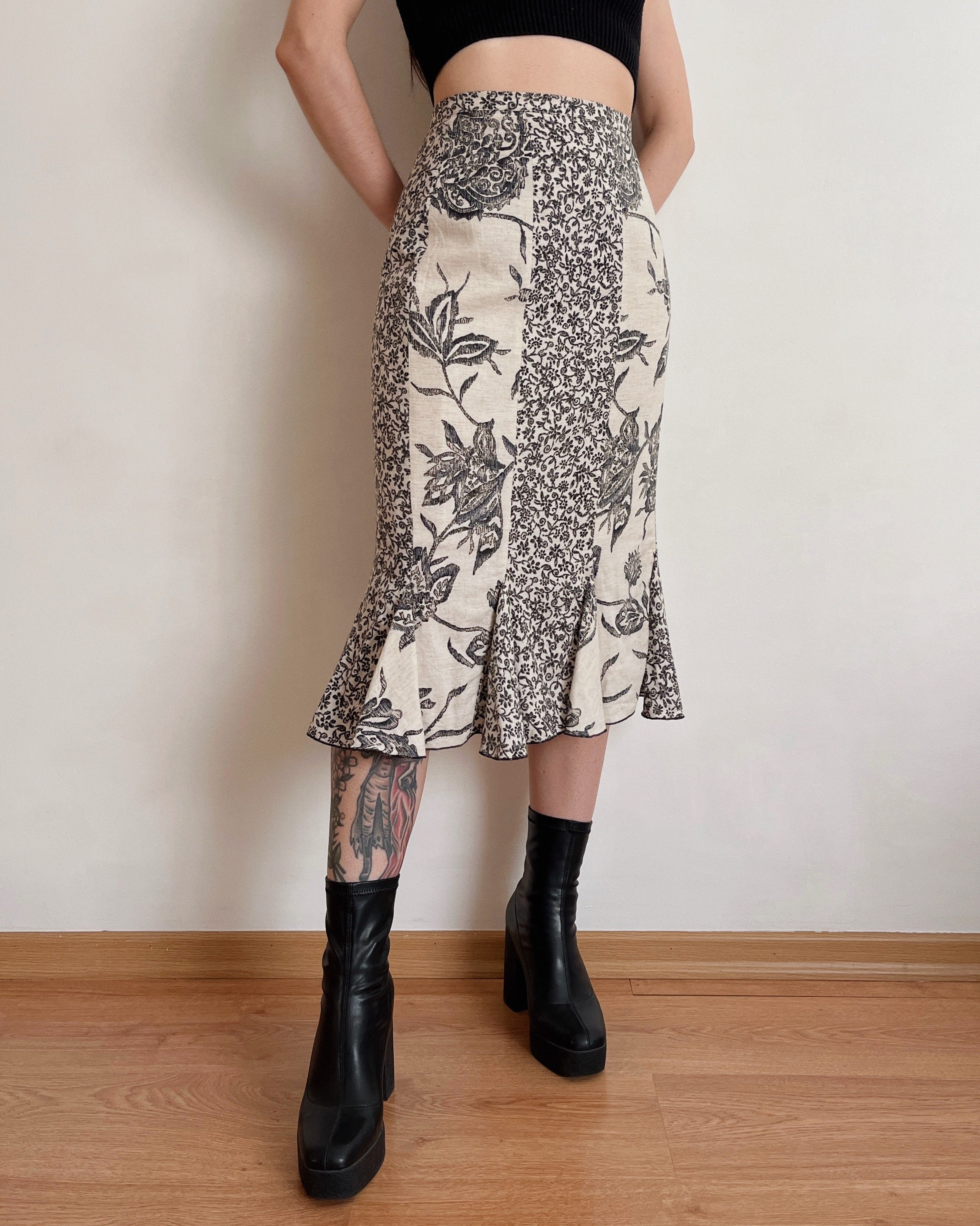 Vintage midi skirt (M)