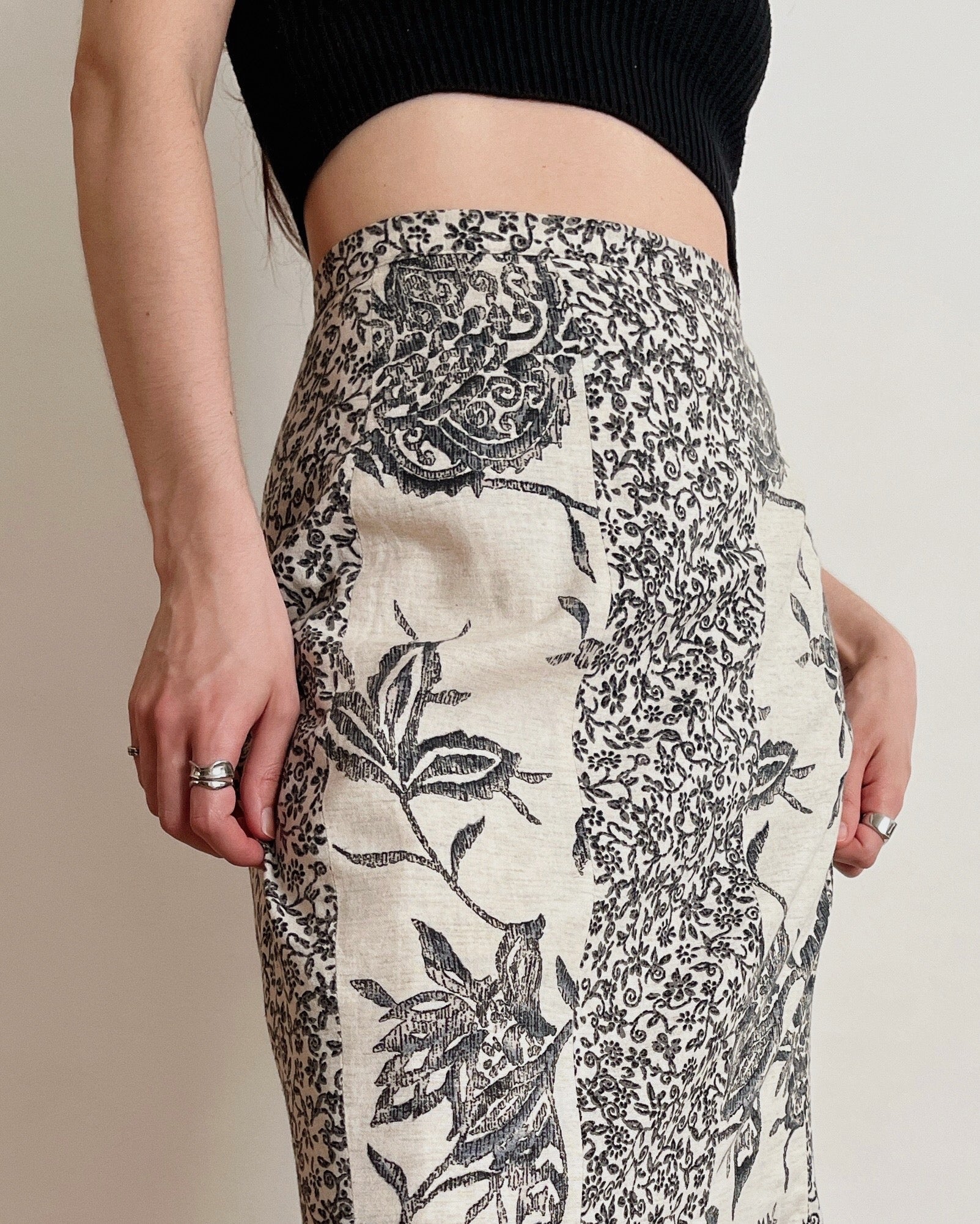 Vintage midi skirt (M)