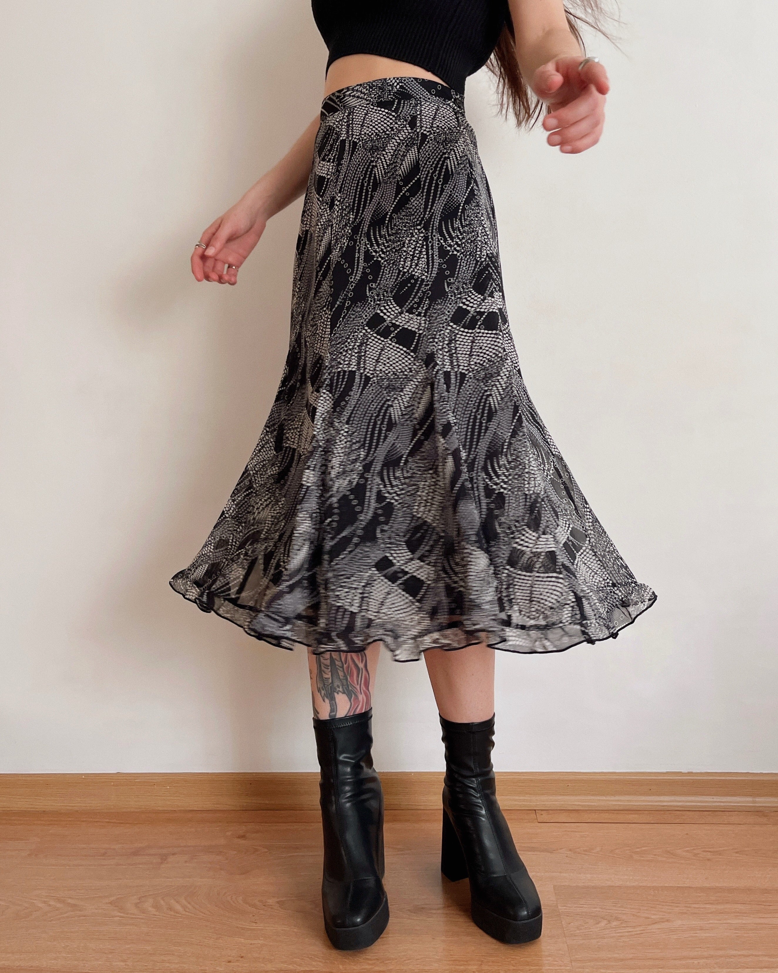 Vintage midi skirt (S/M)