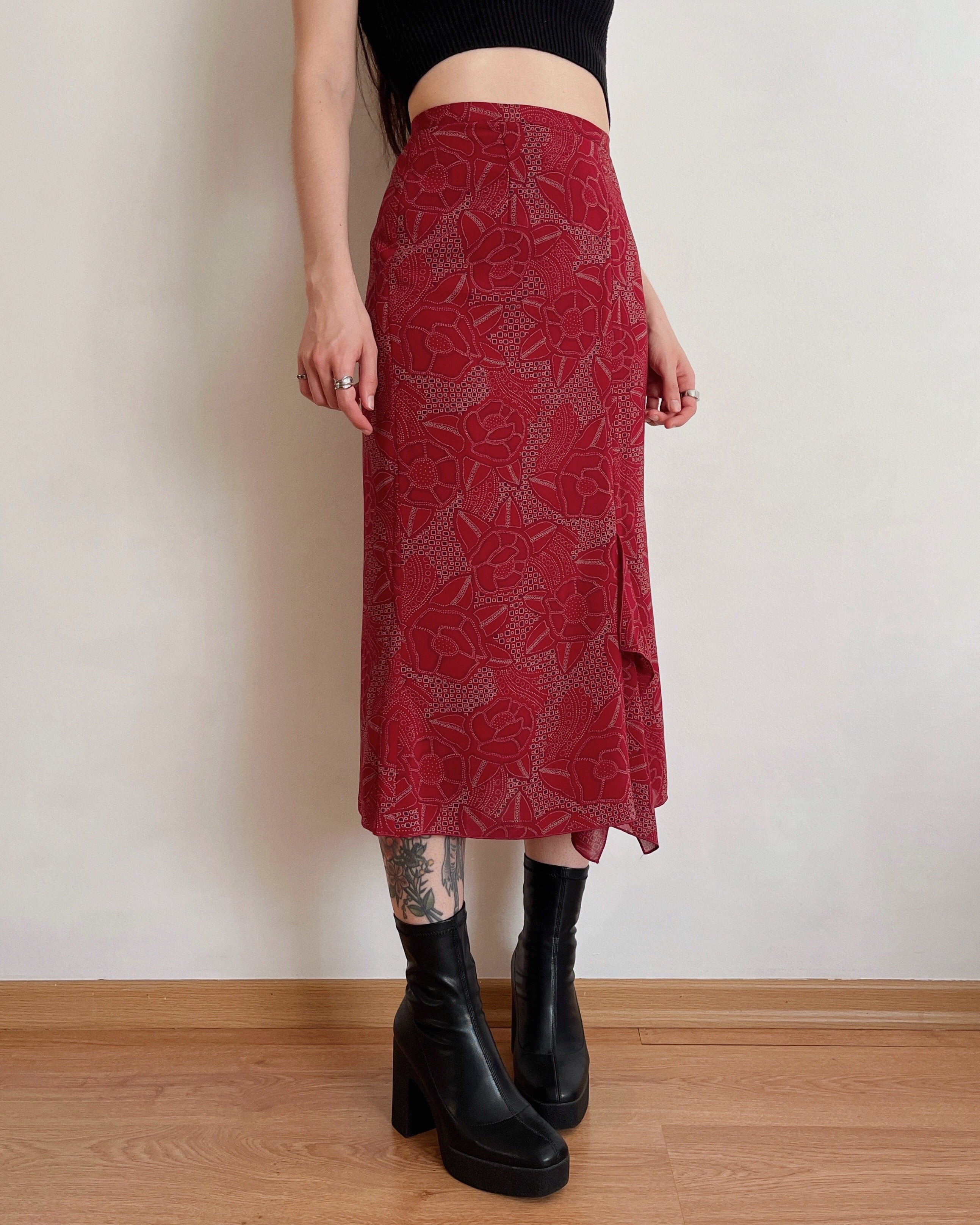 Vintage red skirt (XL)