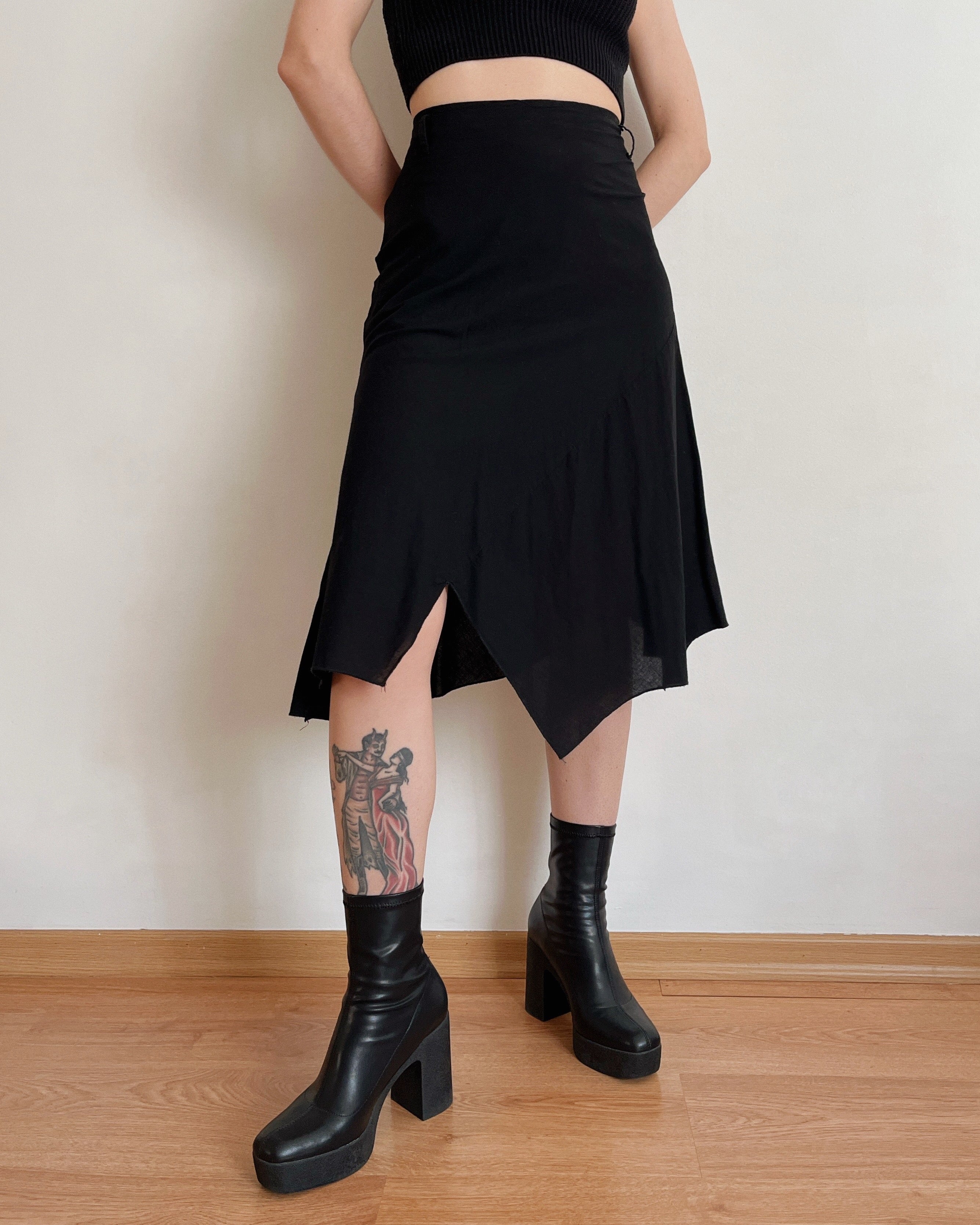 100% cotton asymmetric midi skirt (L)