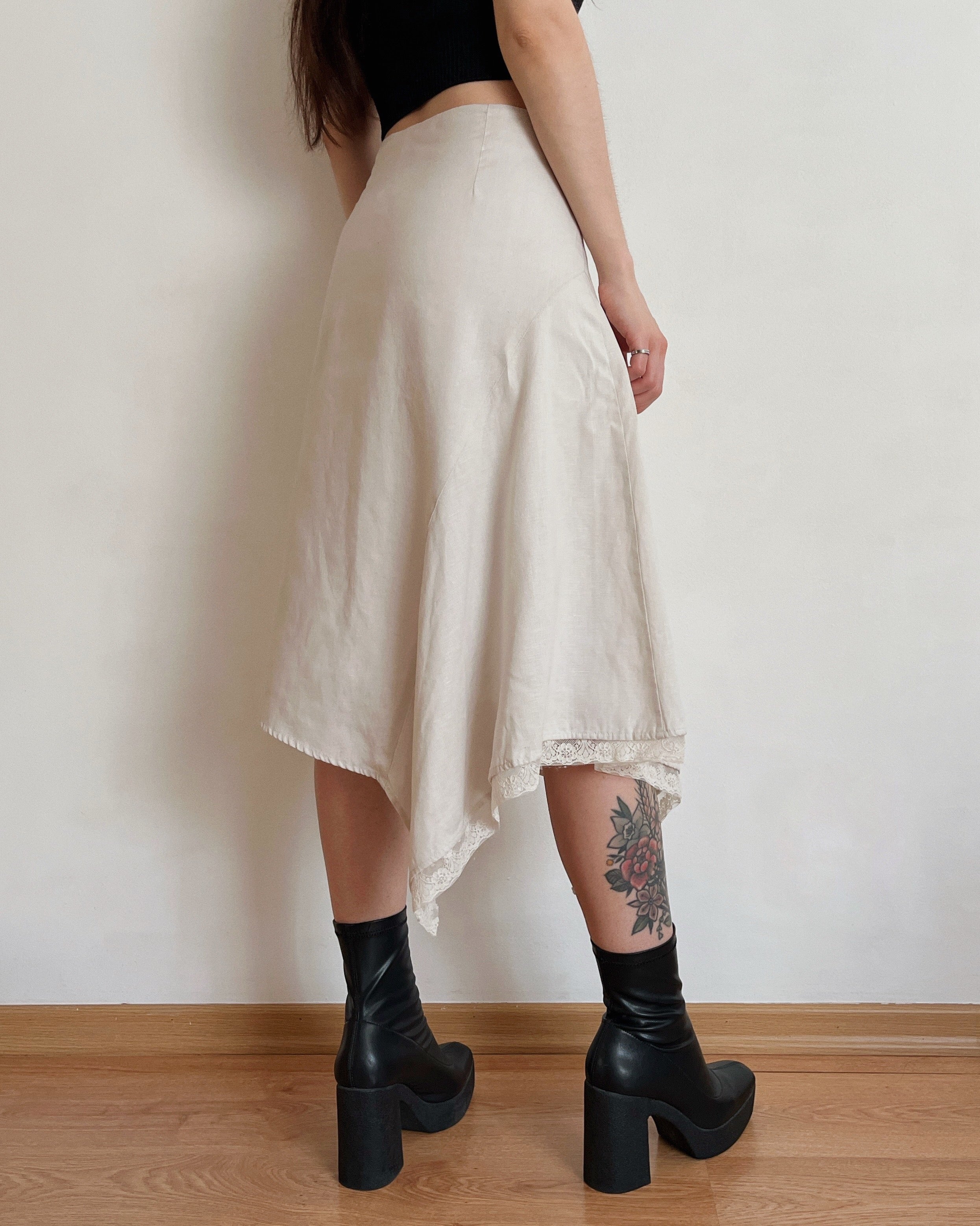 Asymmetric midi skirt (M)