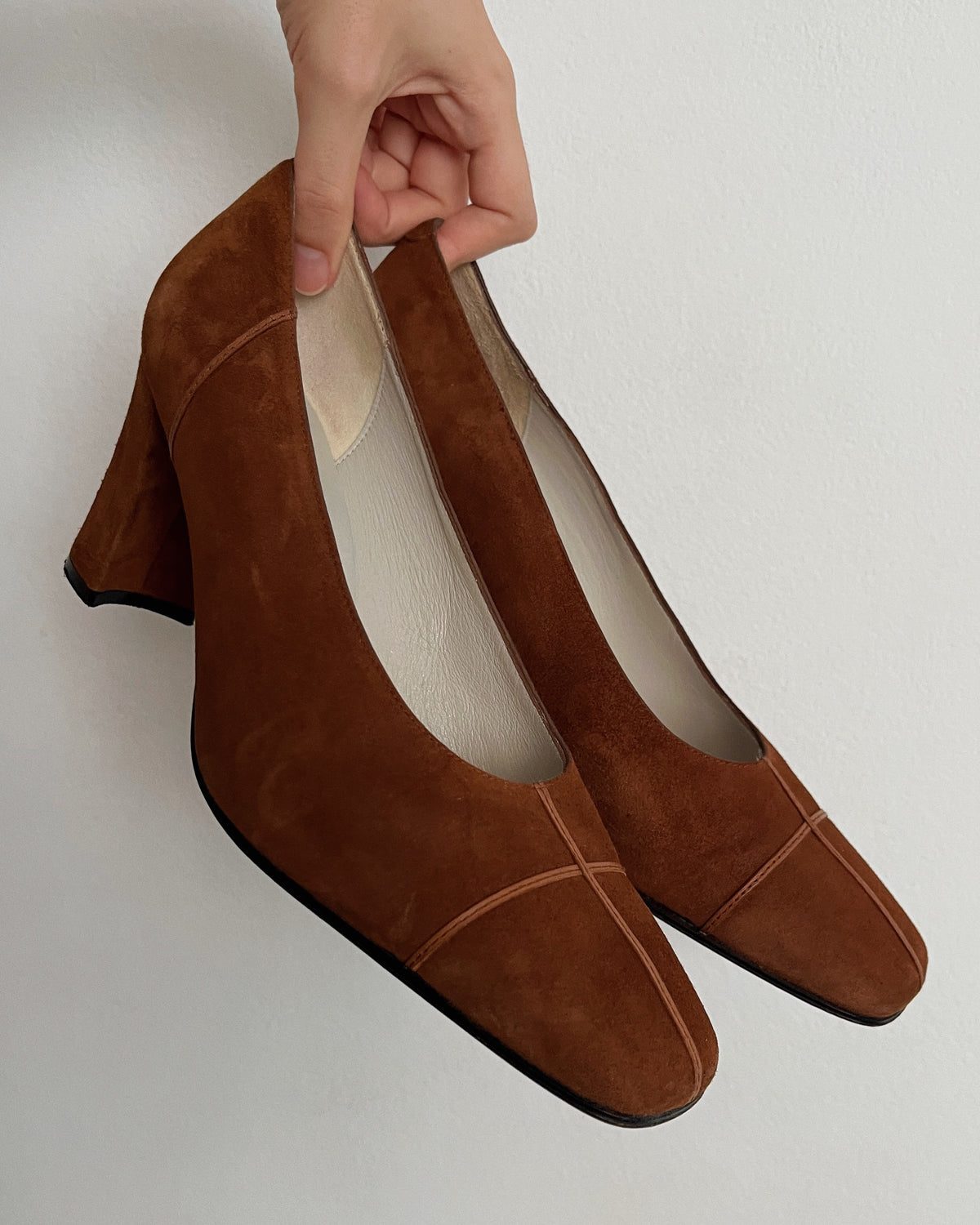 Vintage brown suede heels (39)
