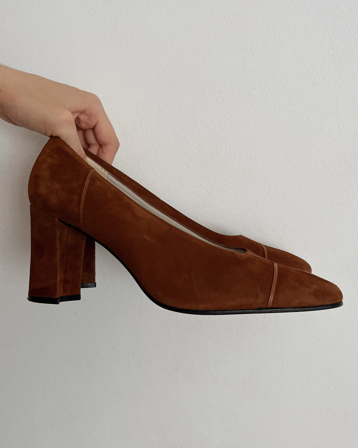 Vintage brown suede heels (39)