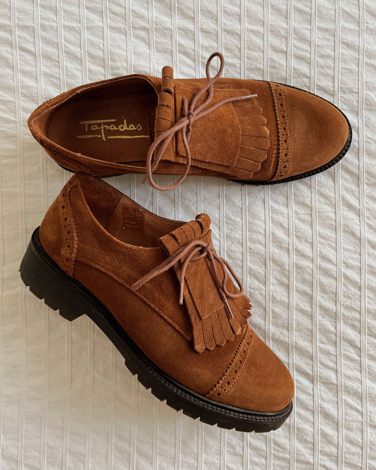 Brown suede loafer (38)