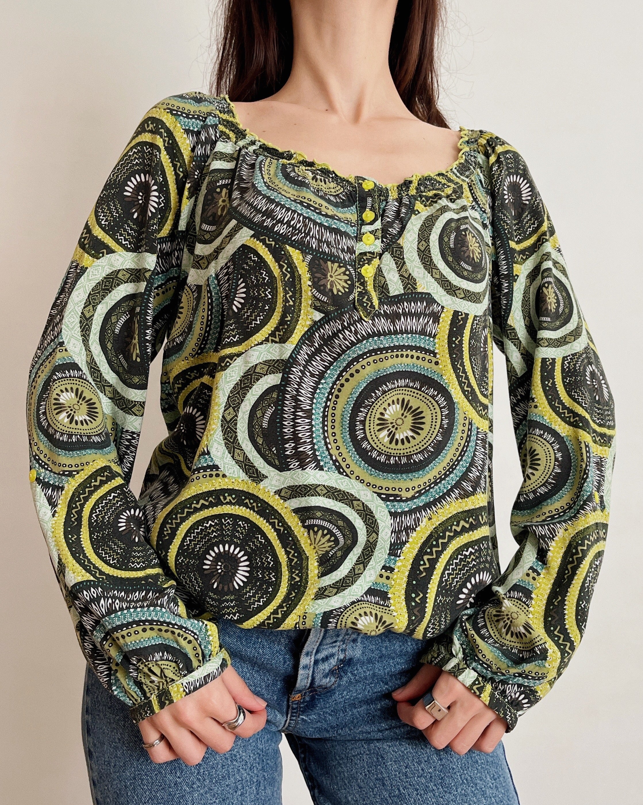 Off shoulder top (M/L)