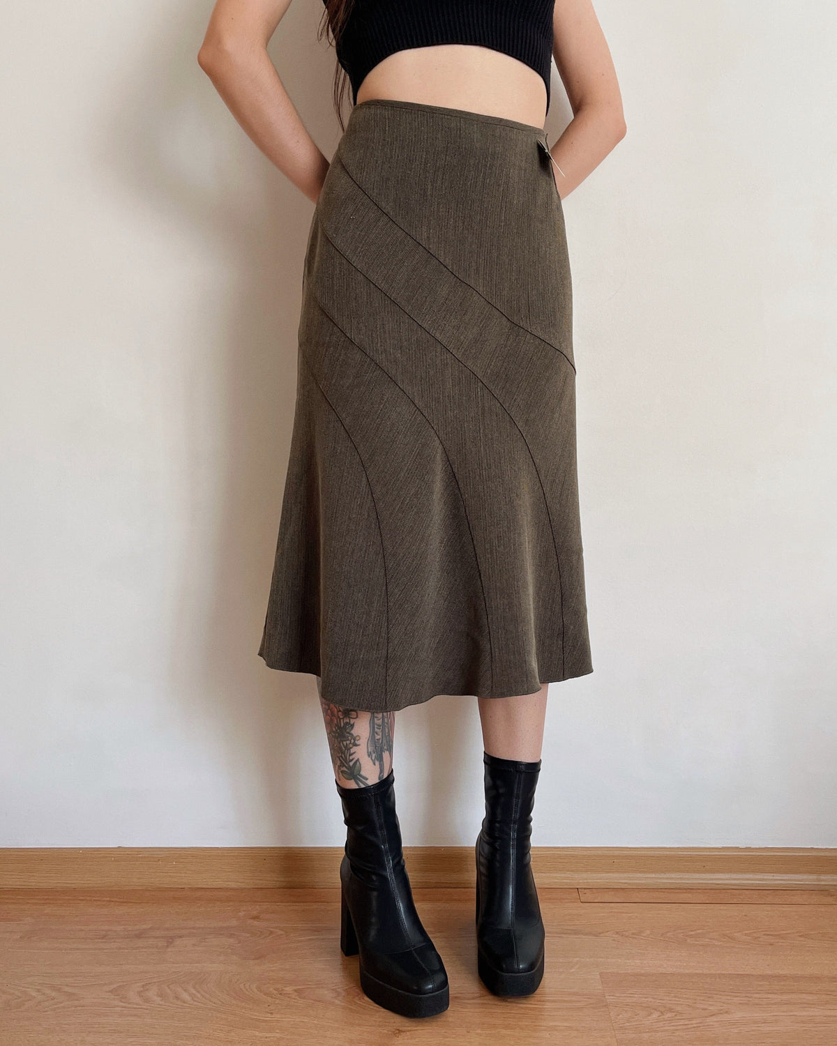 Vintage midi skirt (L/XL)