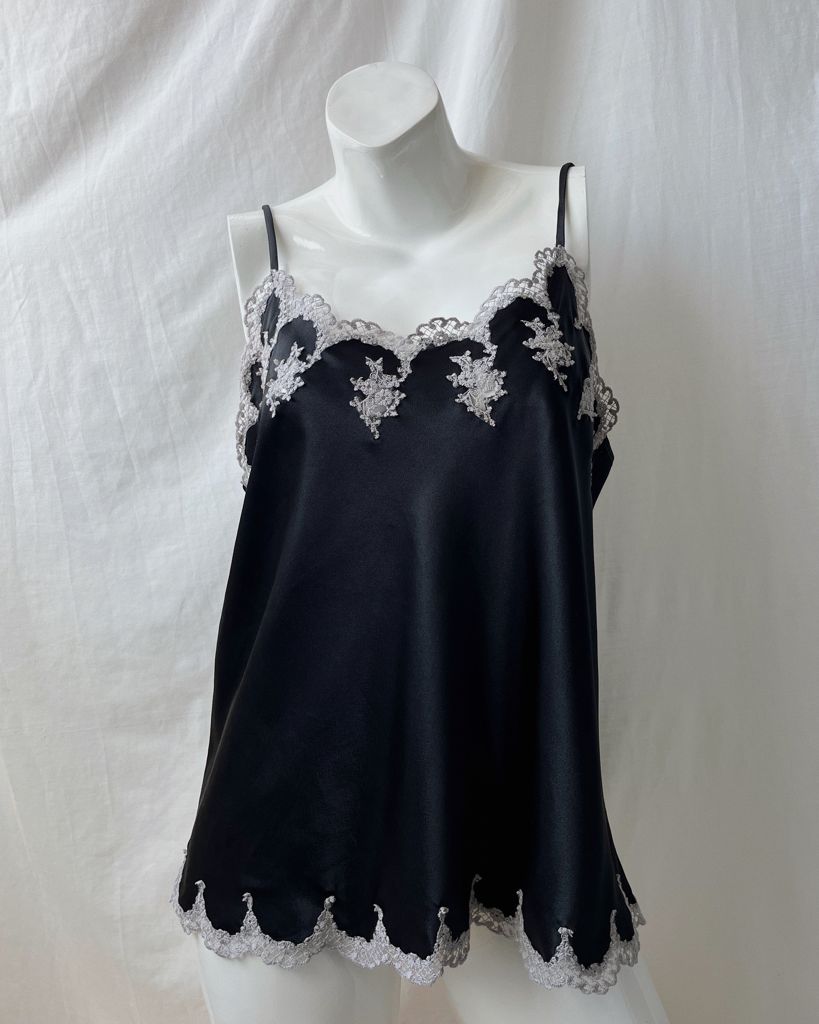 Black cami top (XL)
