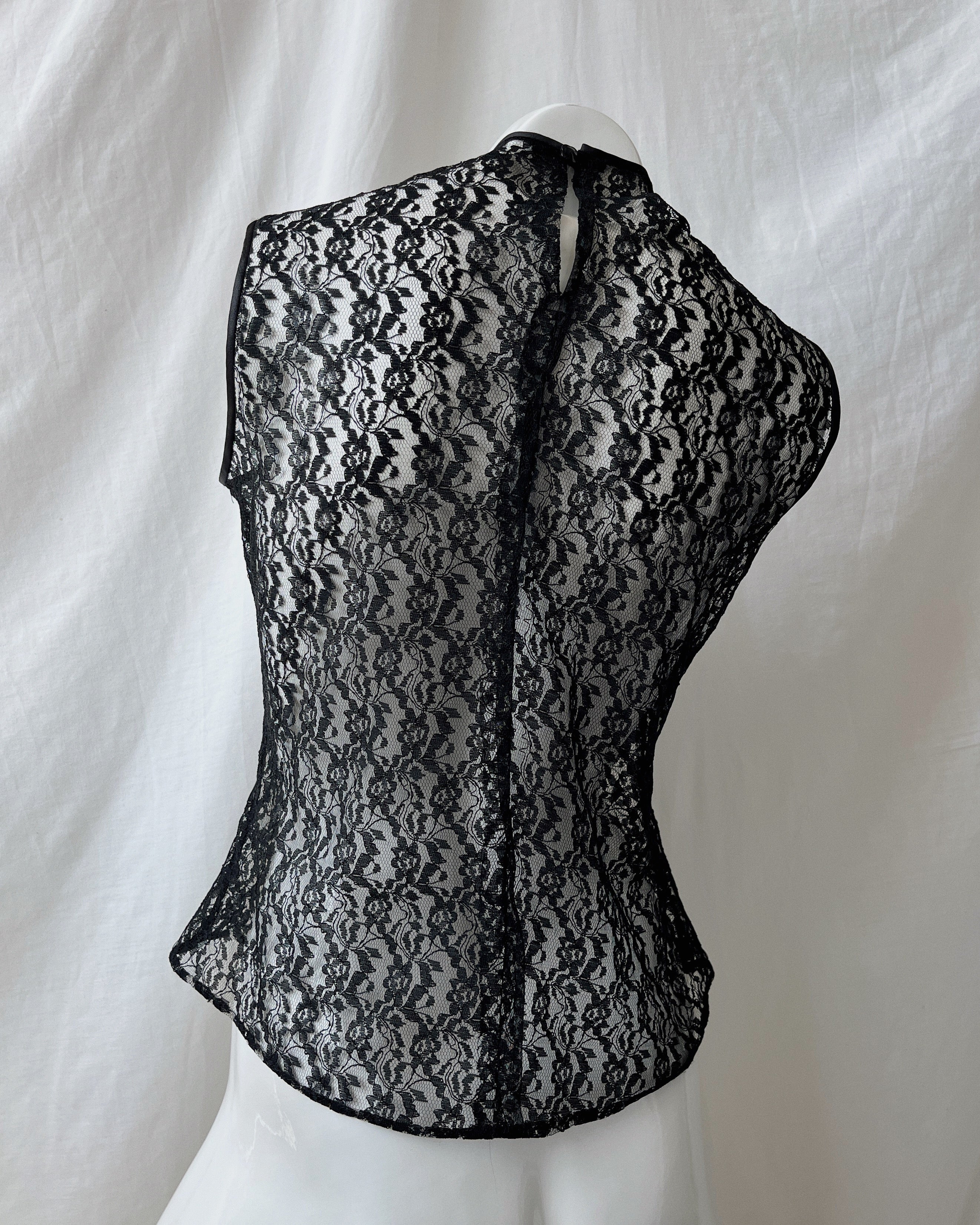 Lace top (M/L)