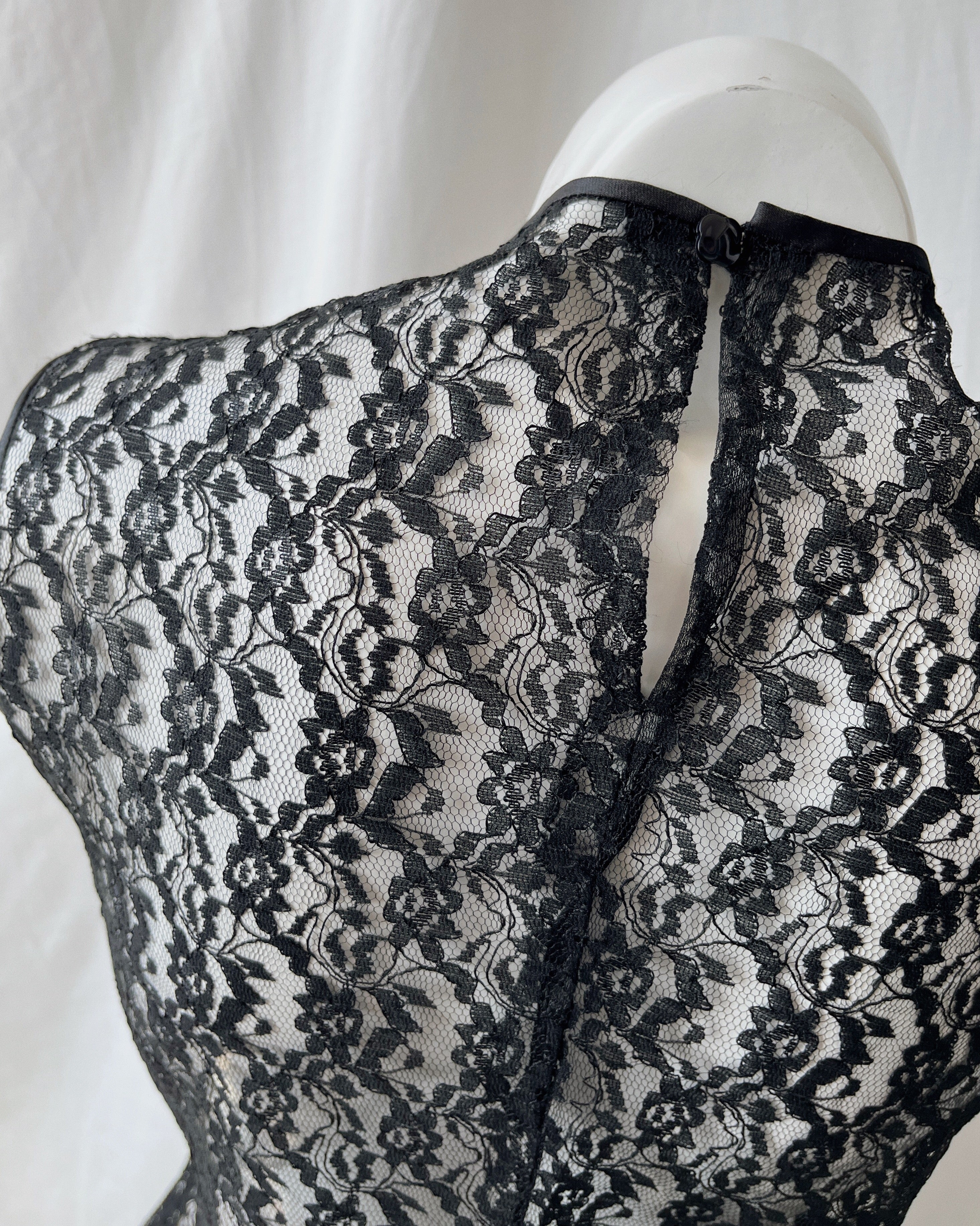 Lace top (M/L)