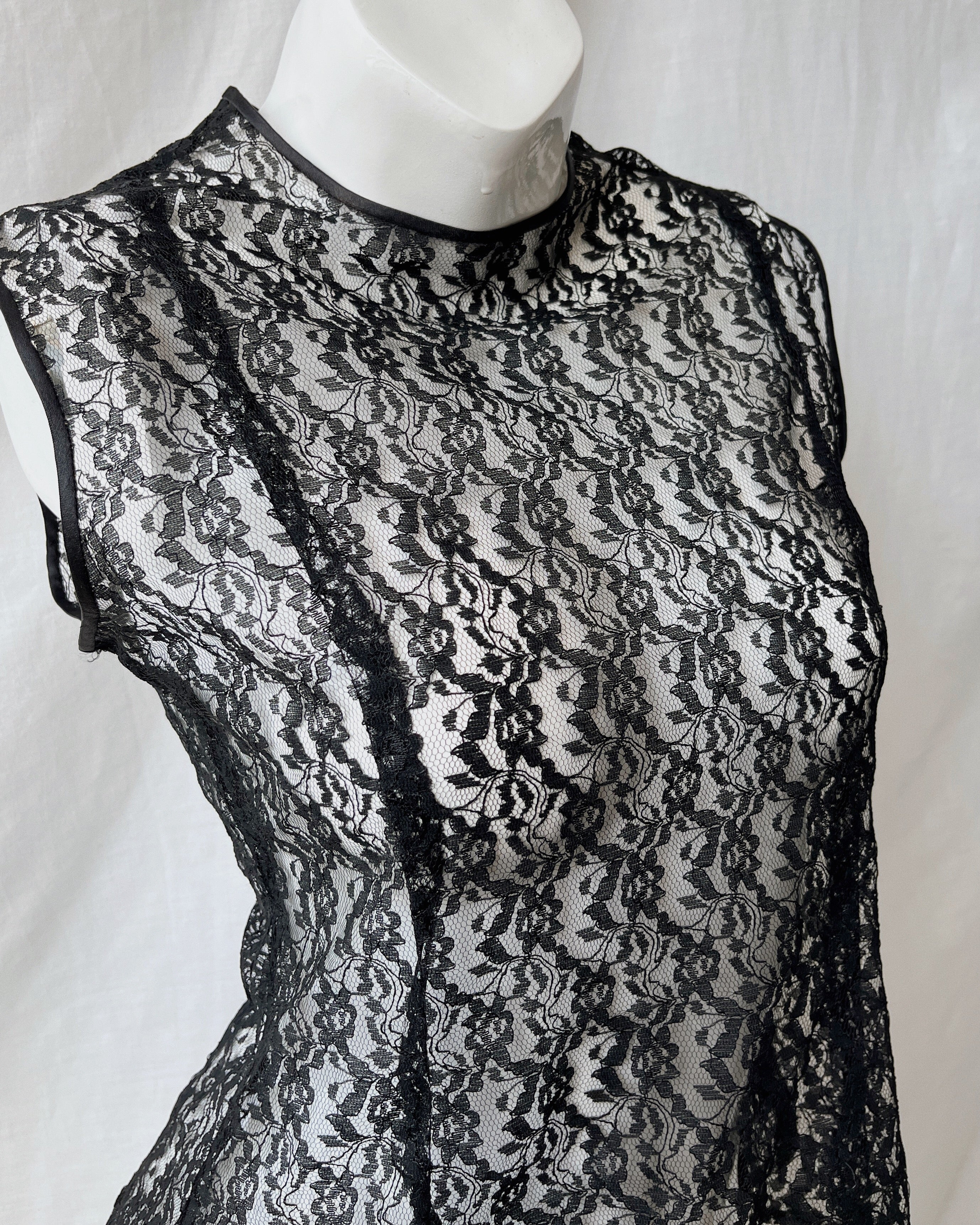 Lace top (M/L)