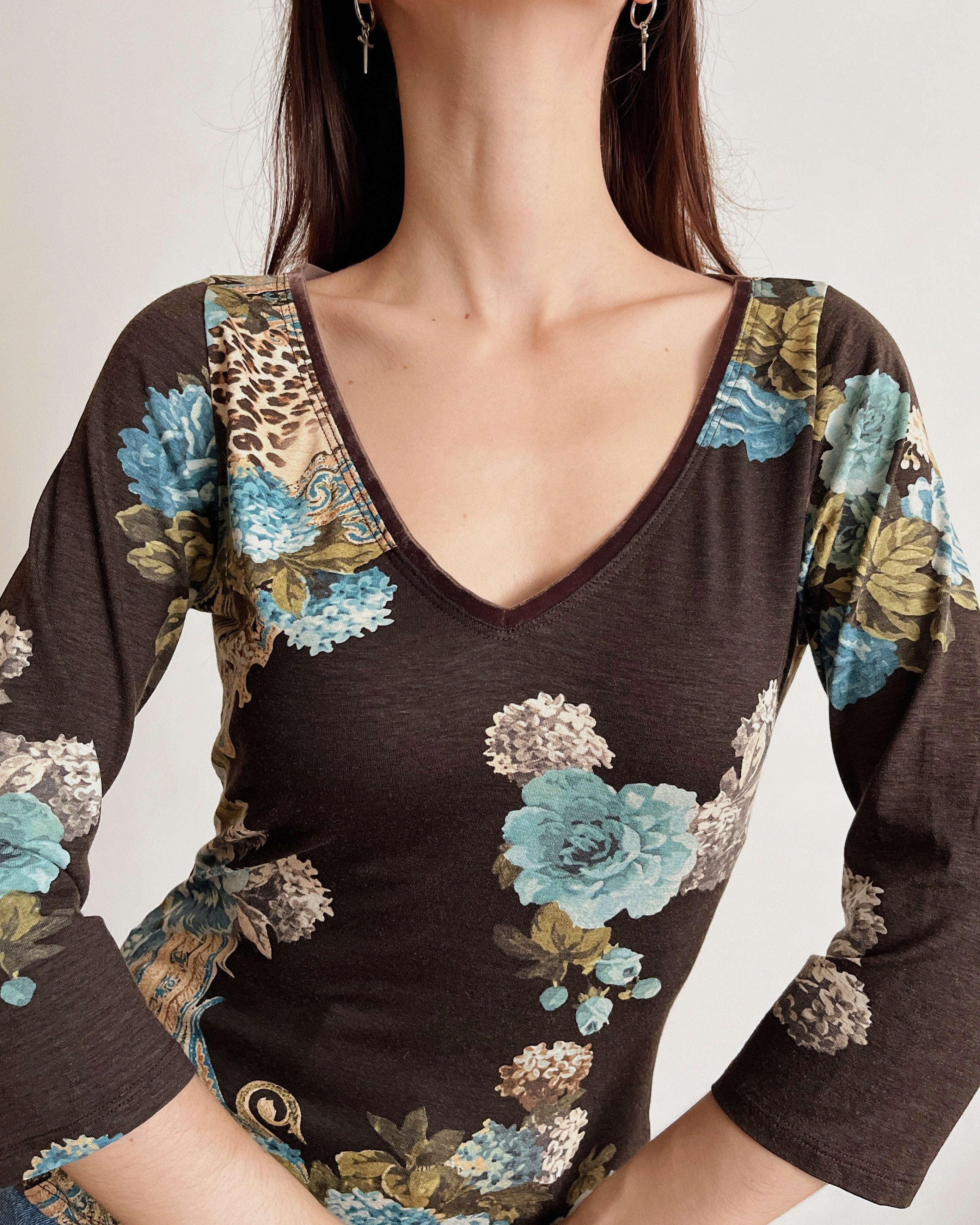Vintage v-neck top (S)