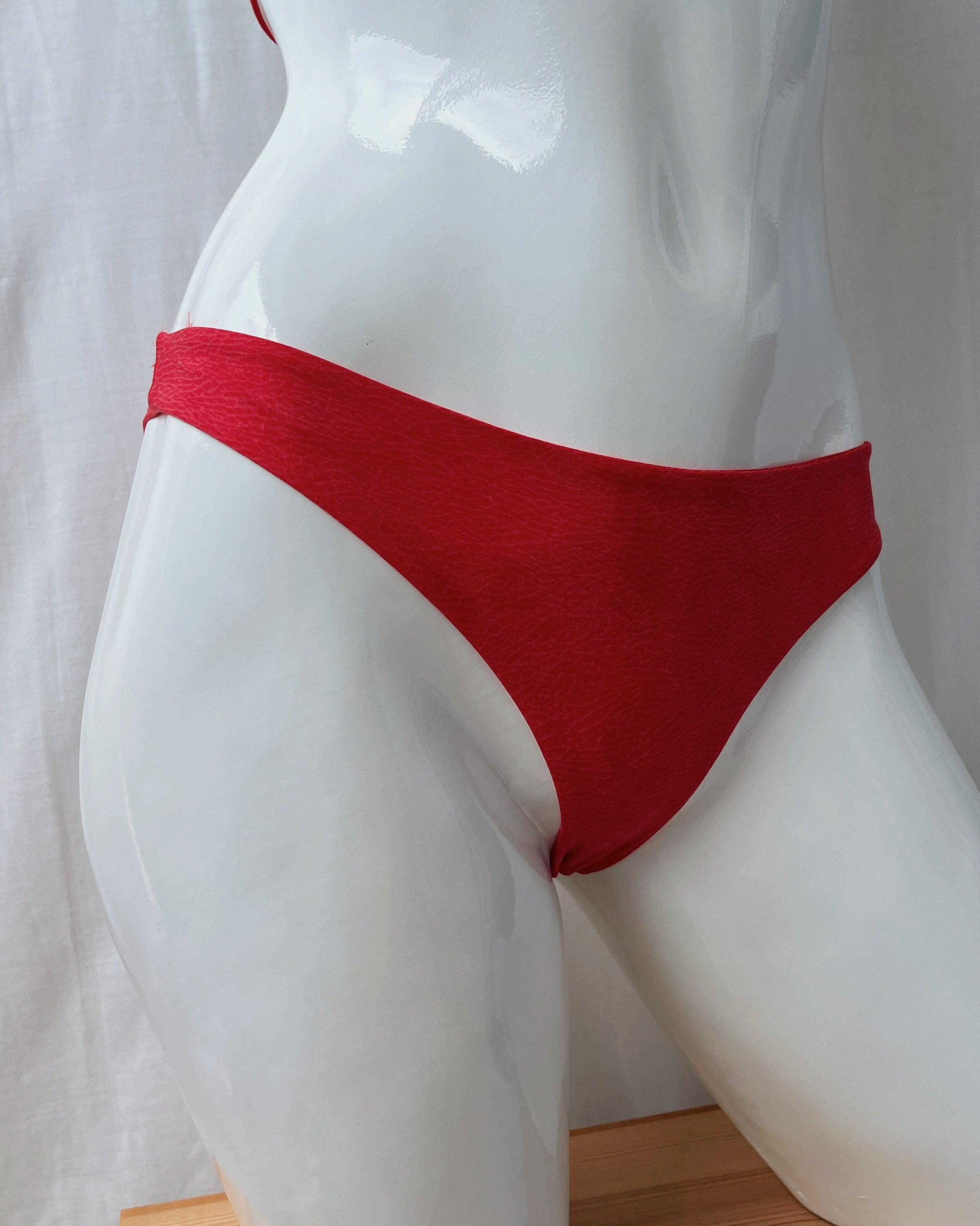 Deadstock red bikini (2XS/XS)