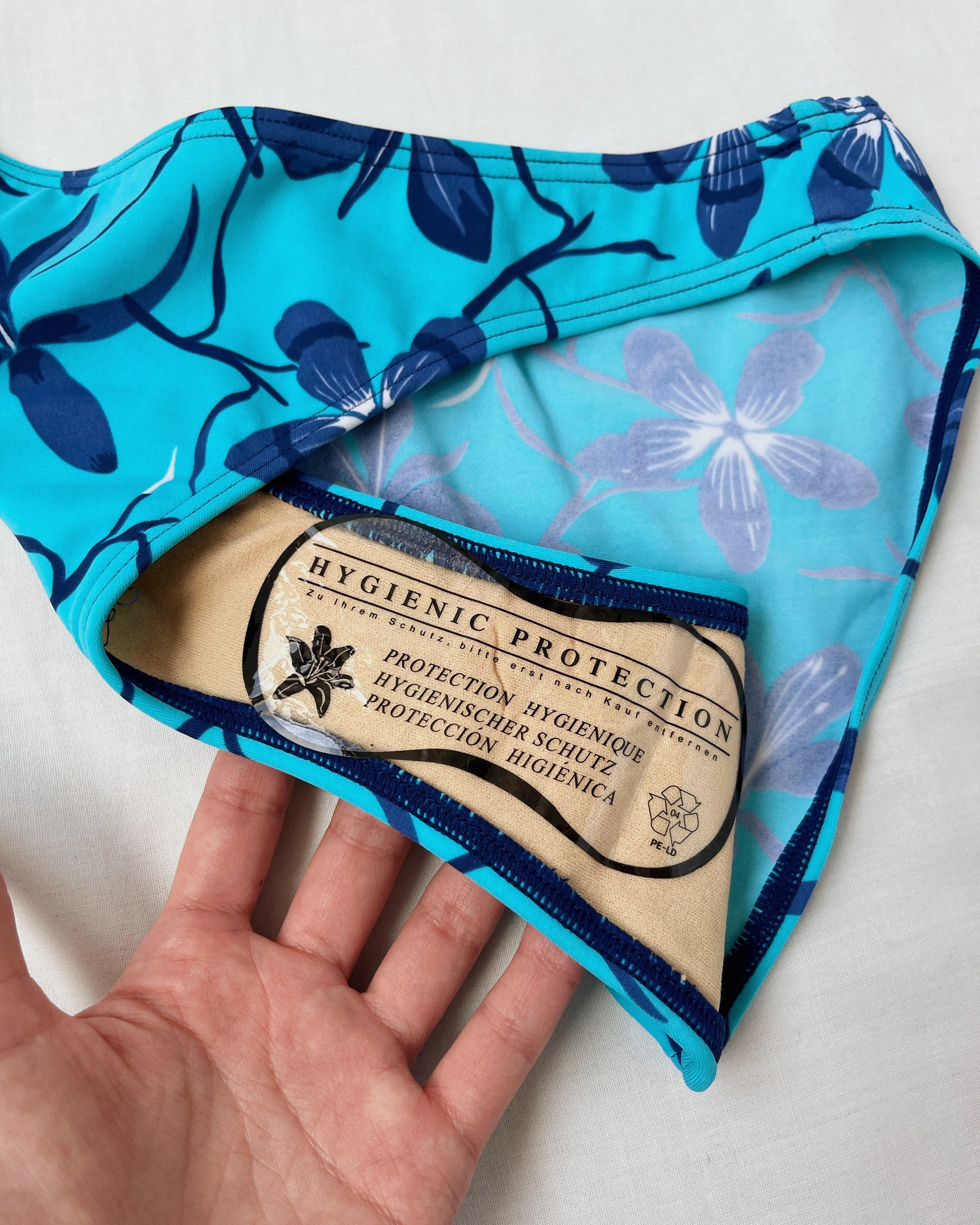 Deadstock blue floral bikini (XS-M)