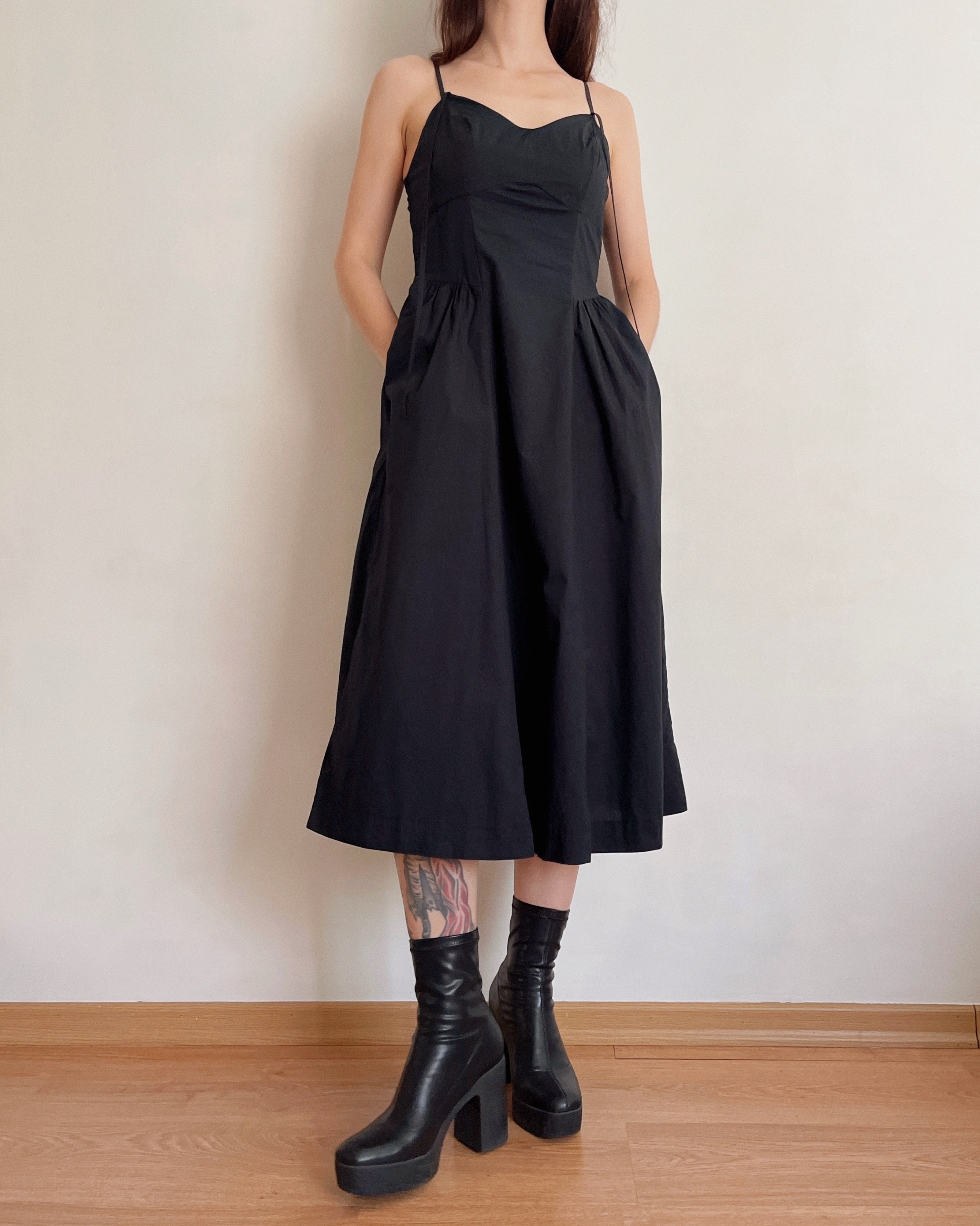 Basque waist black dress (2XS/XS)