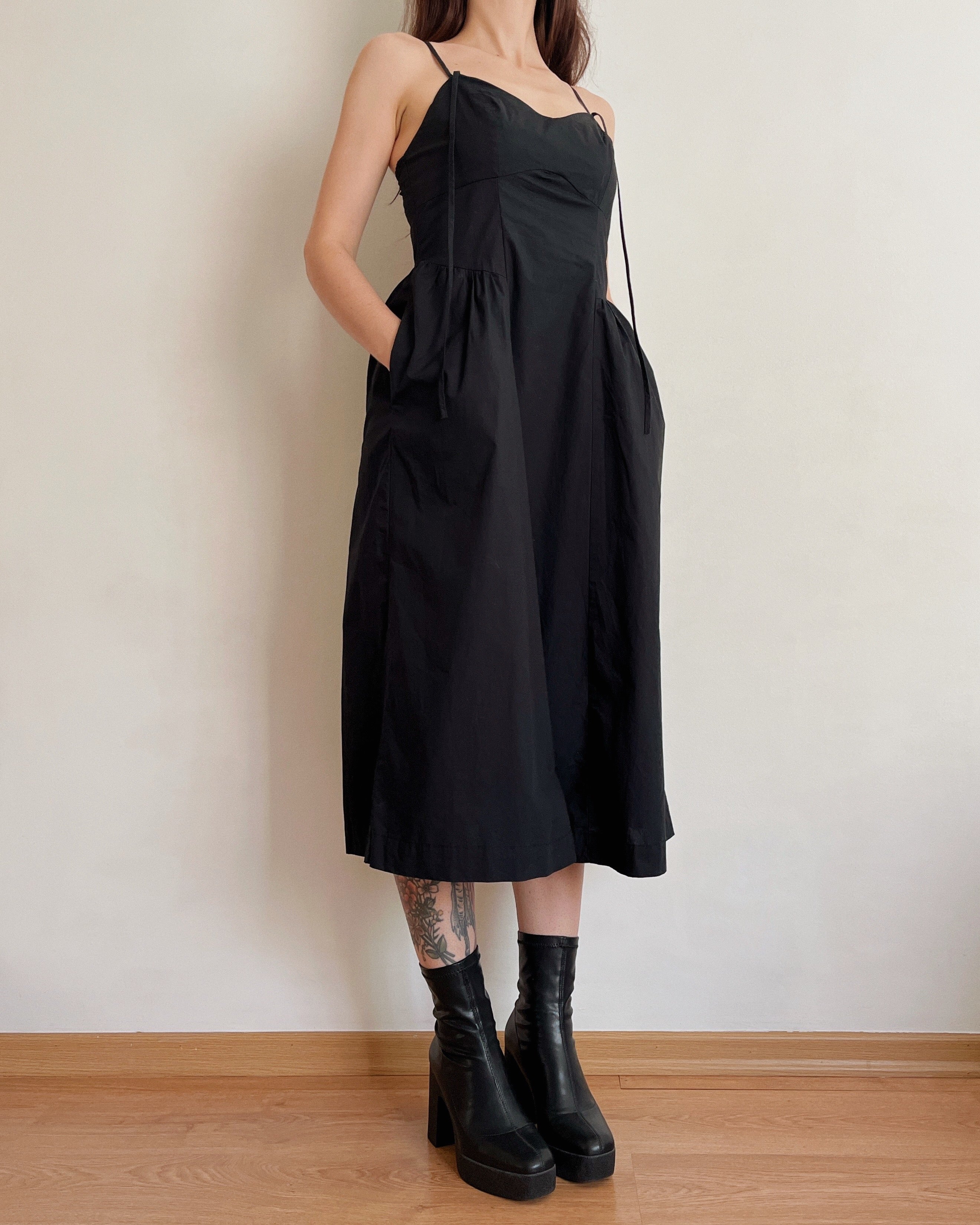 Basque waist black dress (2XS/XS)