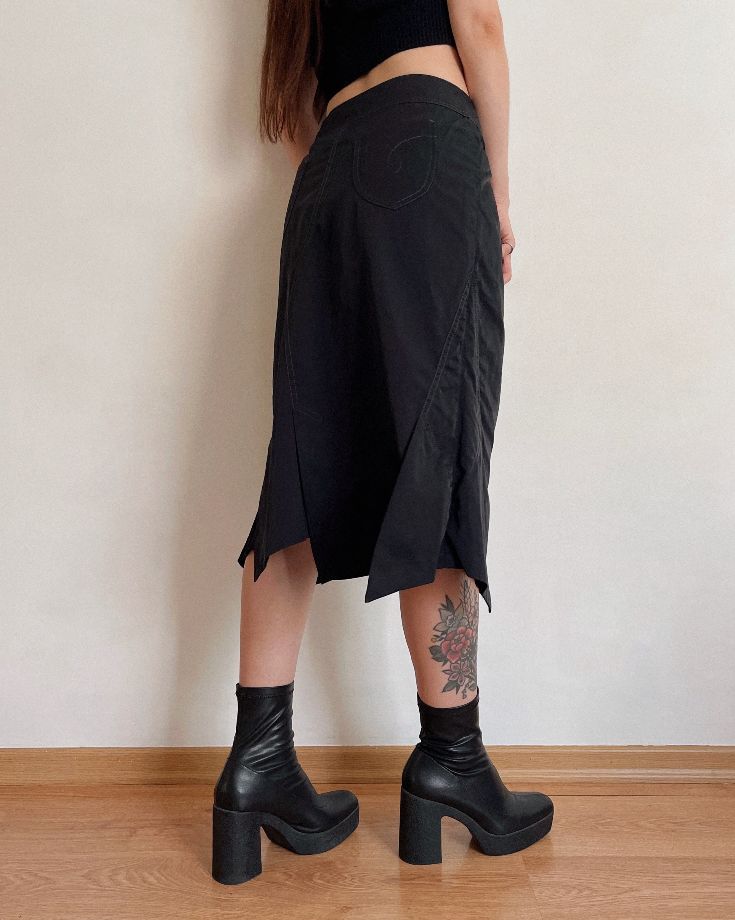 Vintage midi skirt (S/M)