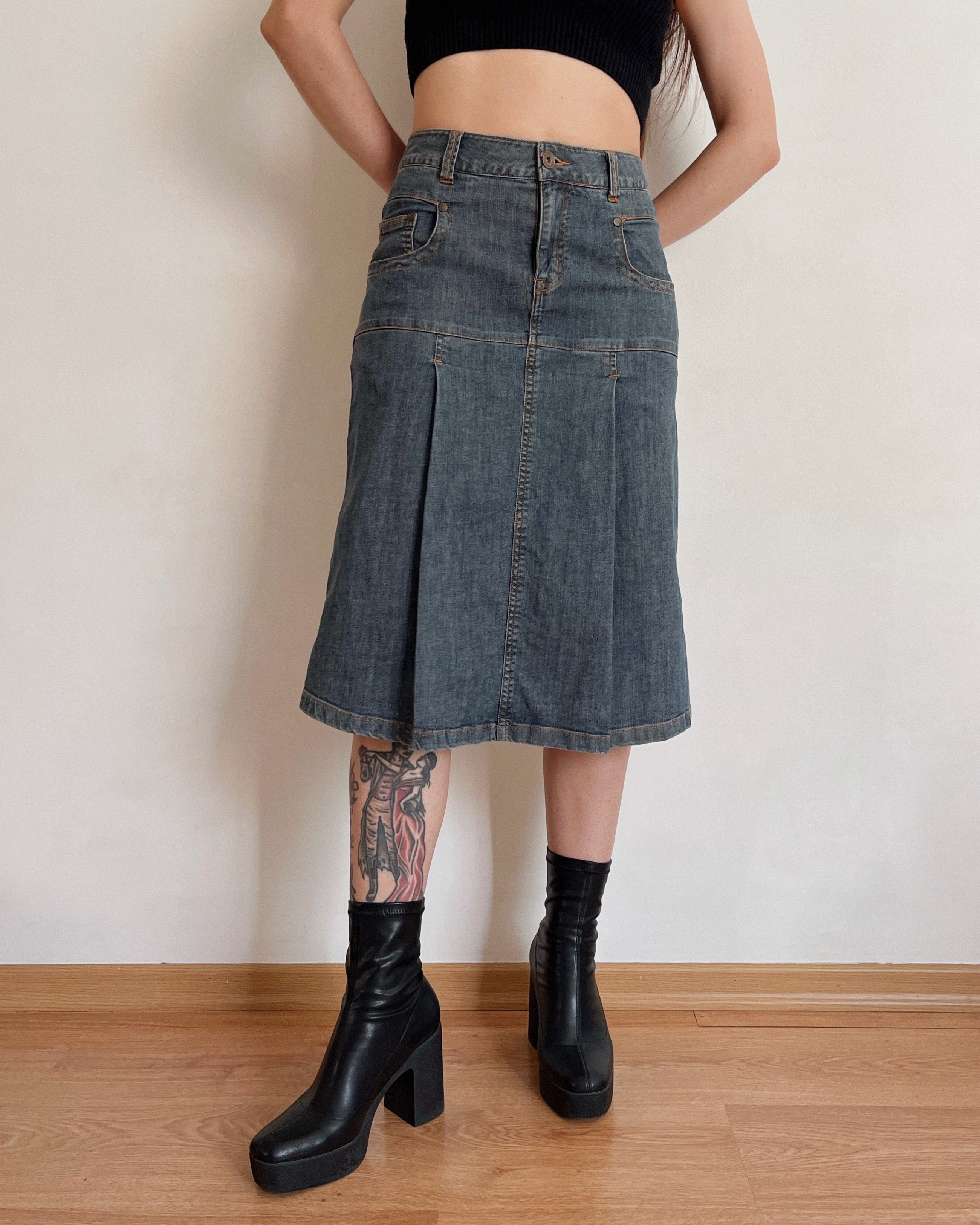 Vintage denim midi skirt (XS)