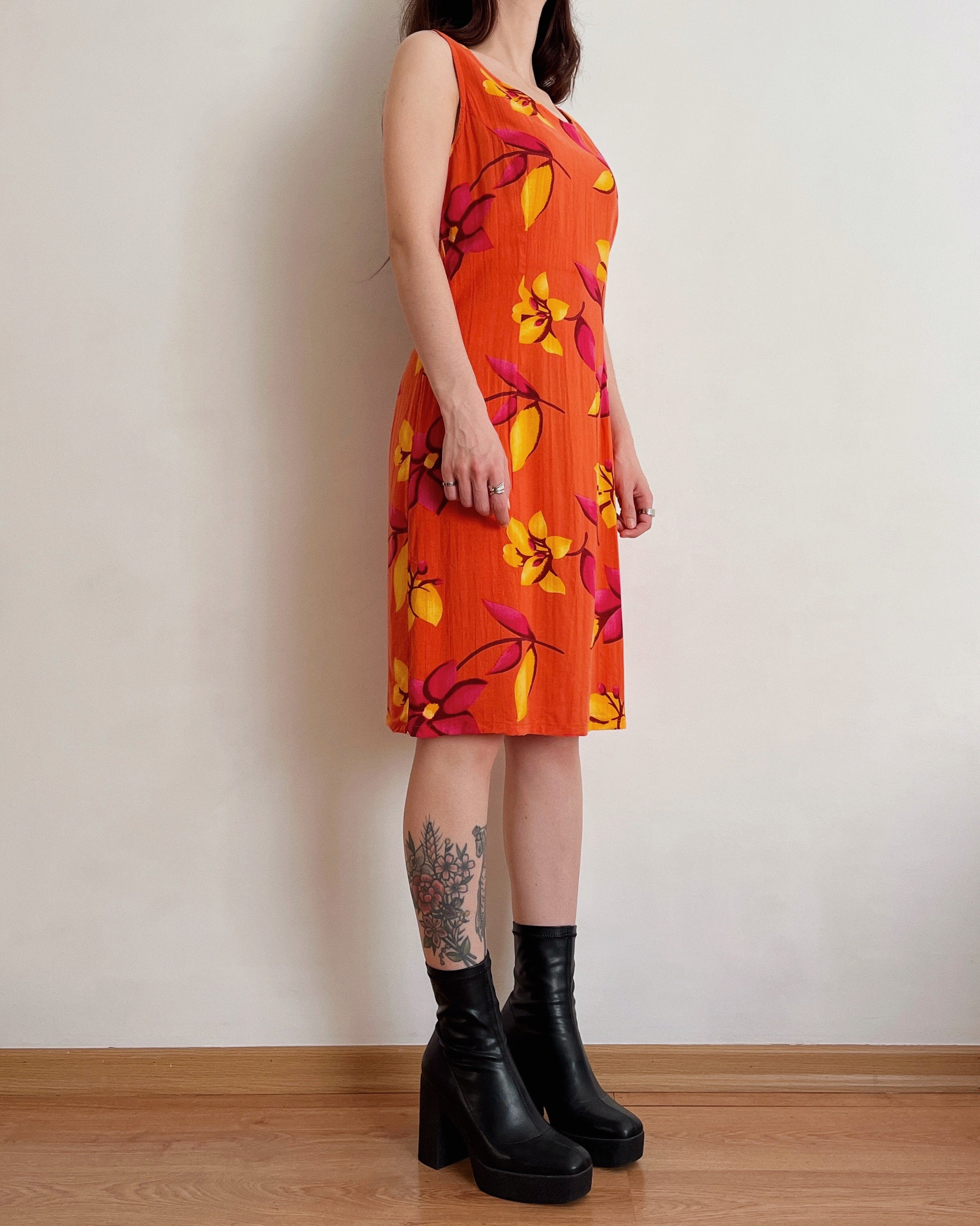 Vintage midi dress (S/M)