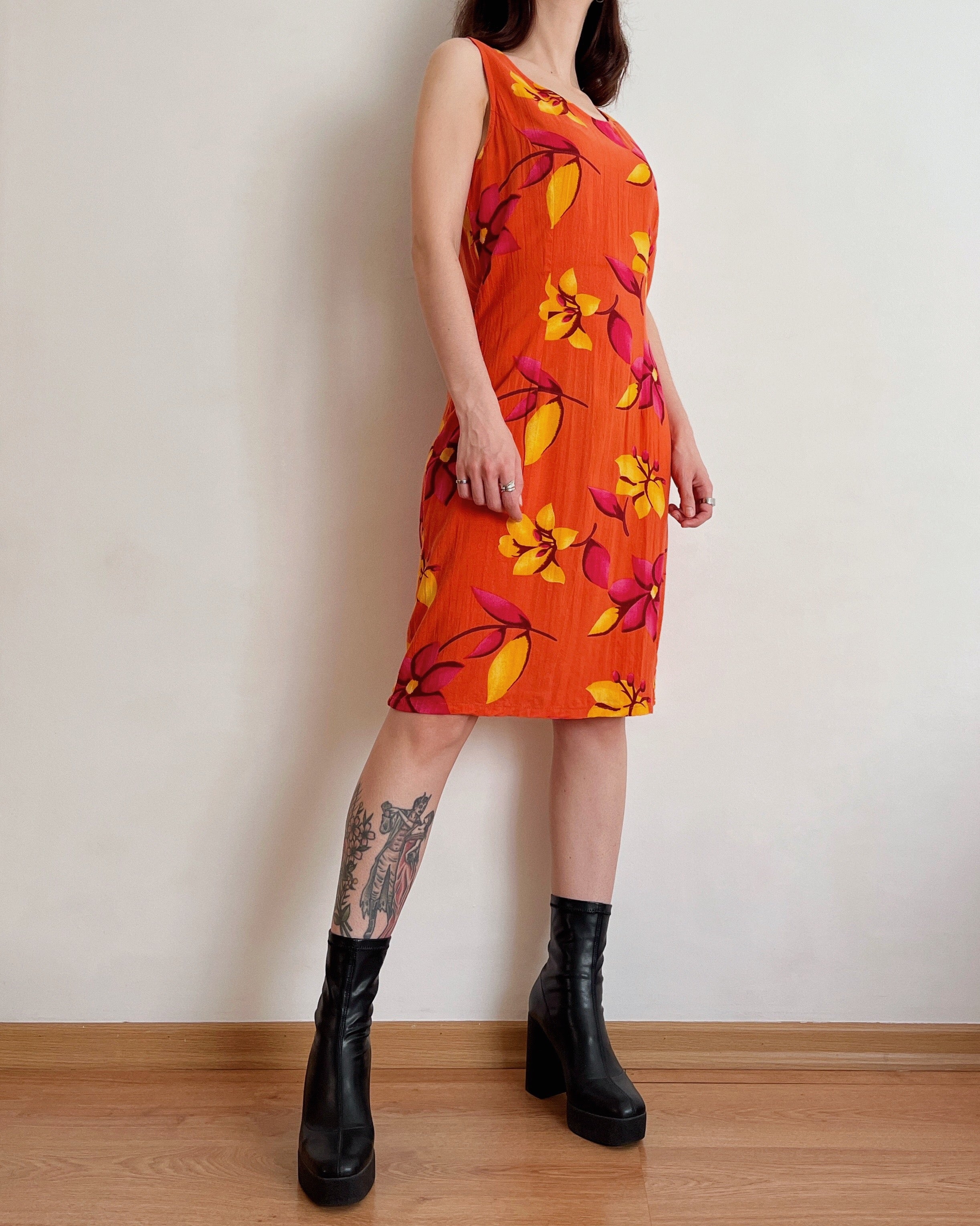 Vintage midi dress (S/M)