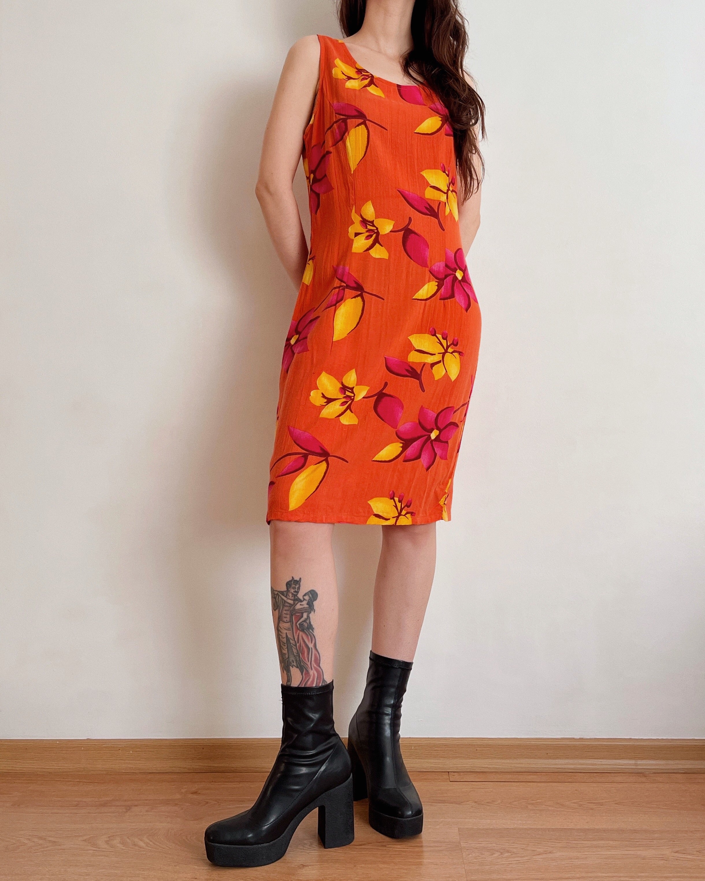 Vintage midi dress (S/M)