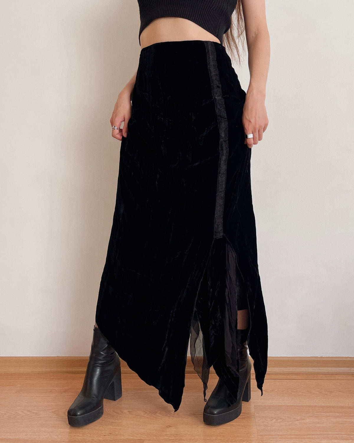 Asymmetric velvet skirt with silk details (S/M)