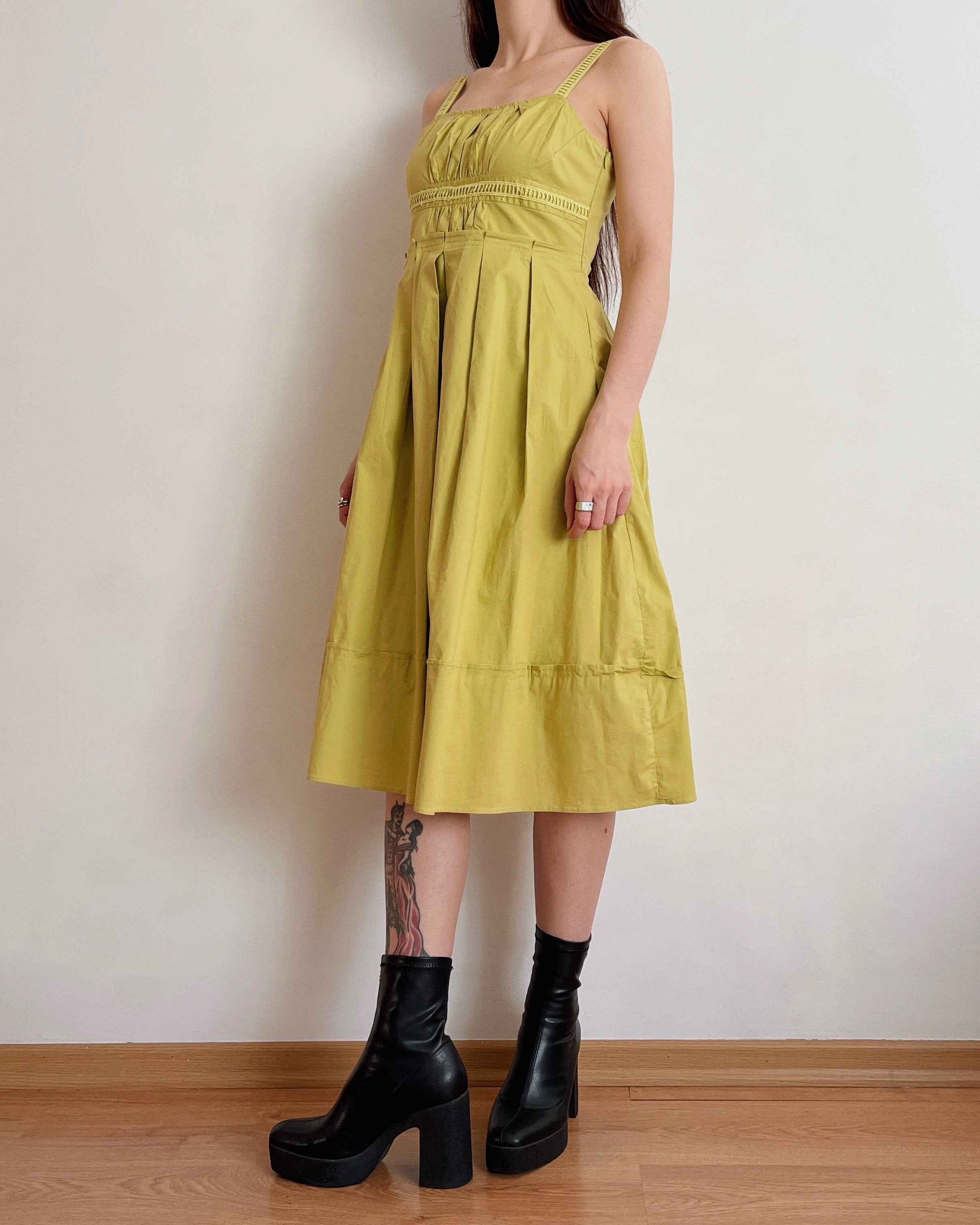 Pleated vintage midi dress (XS)