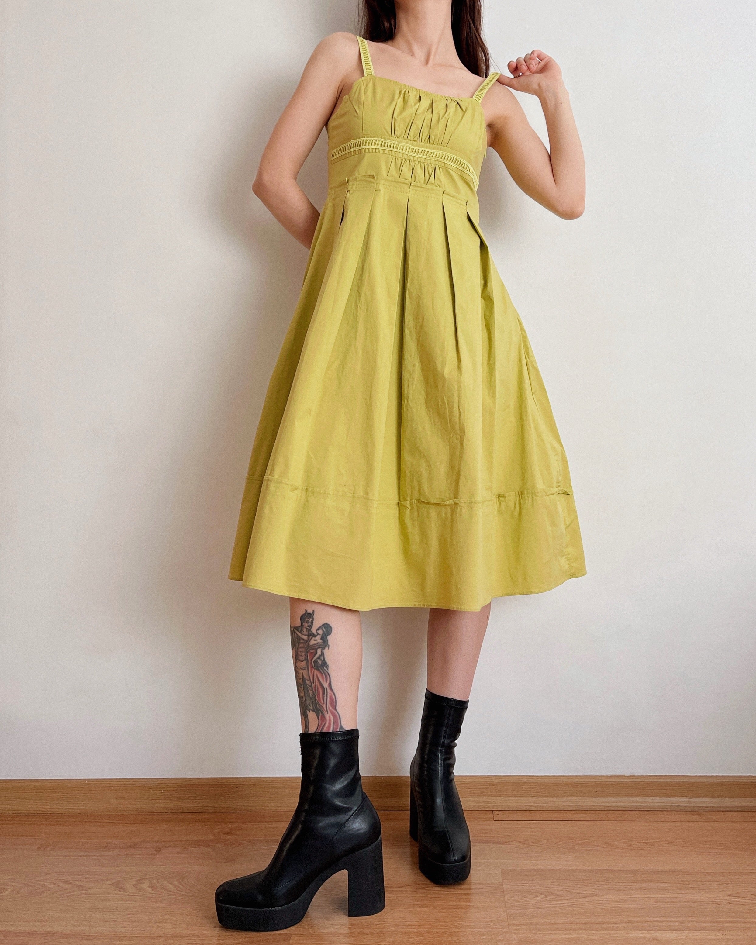 Pleated vintage midi dress (XS)