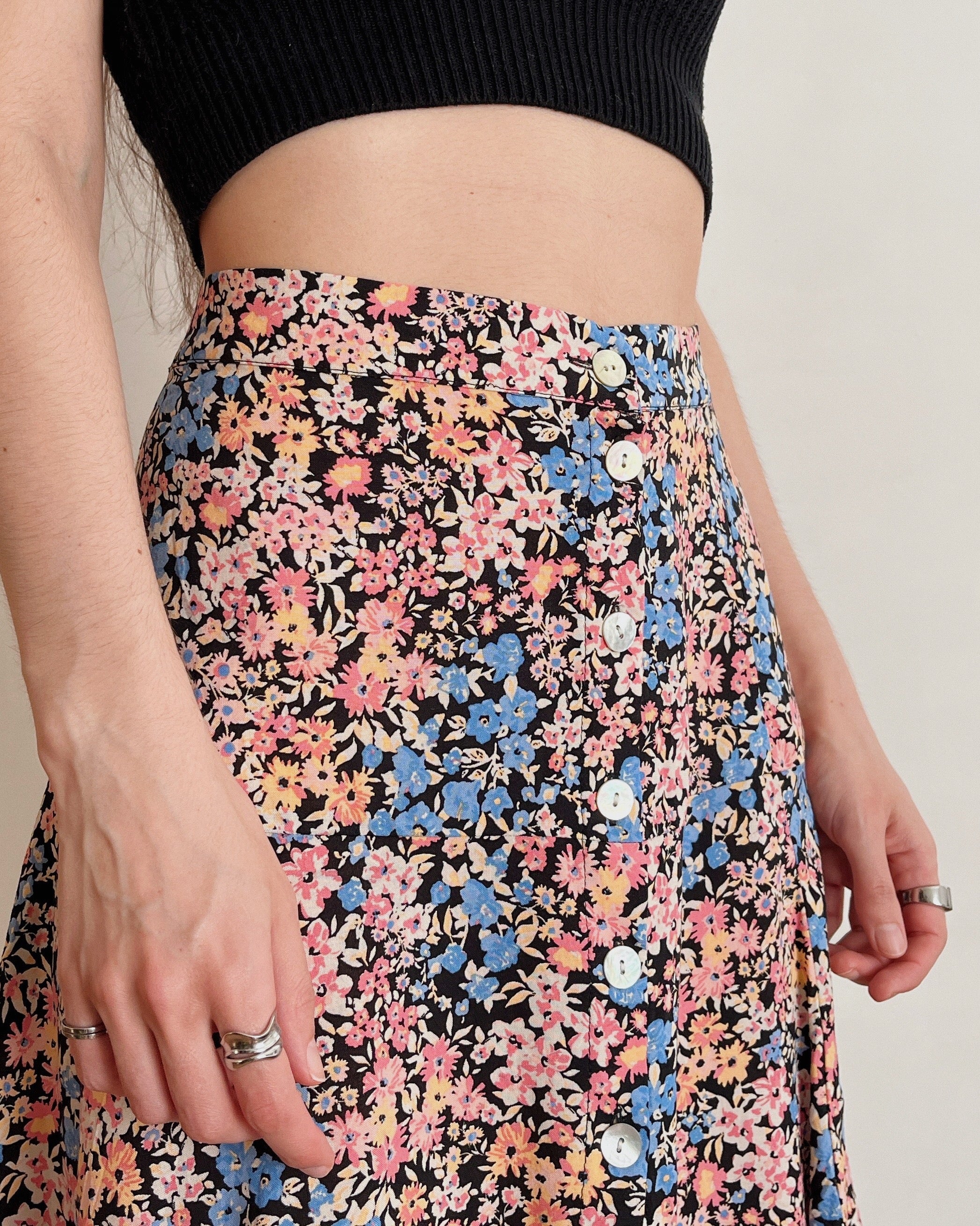 Floral mini skirt (M/L)