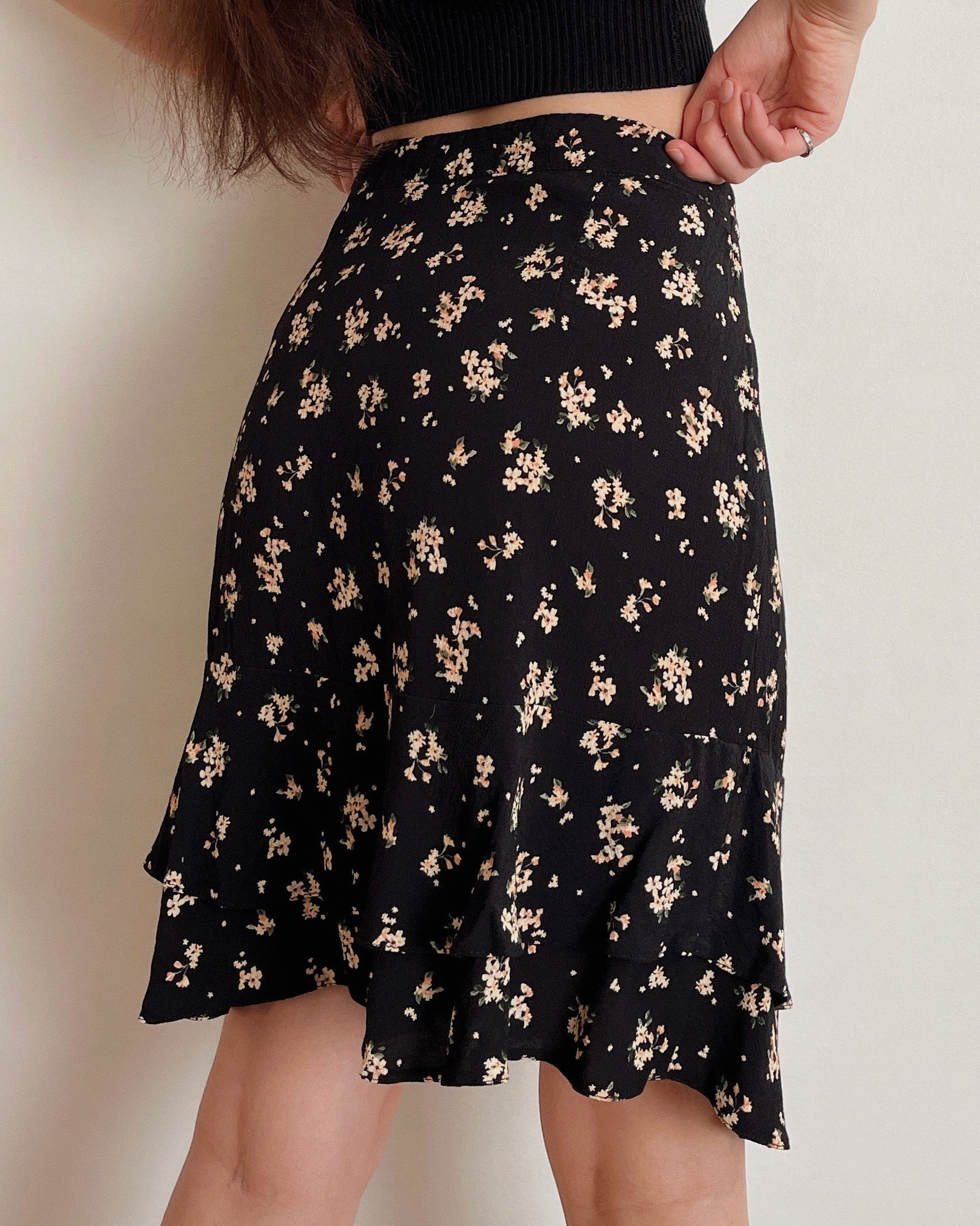 Mini floral skirt (M/L)