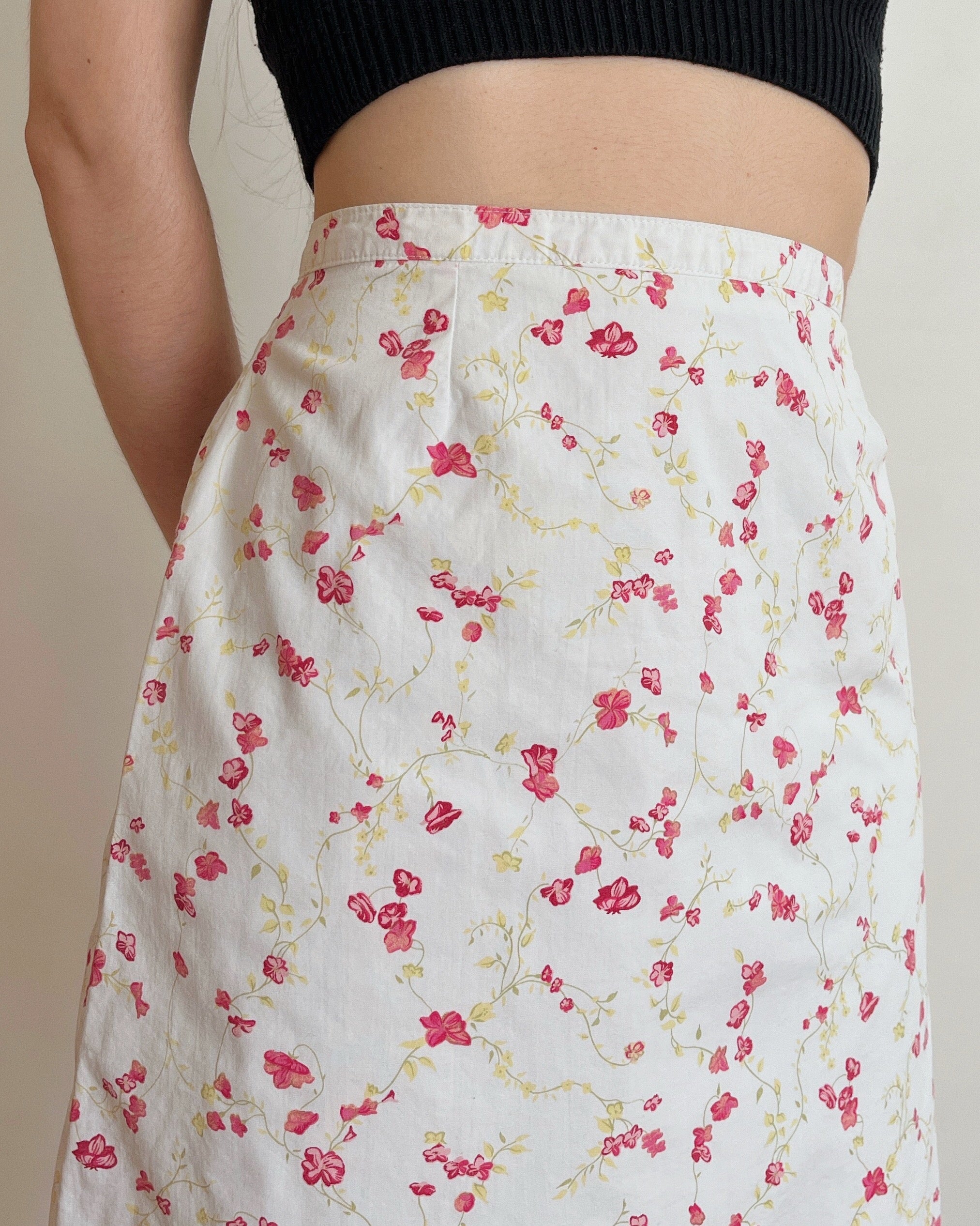 Vintage floral skirt (M)