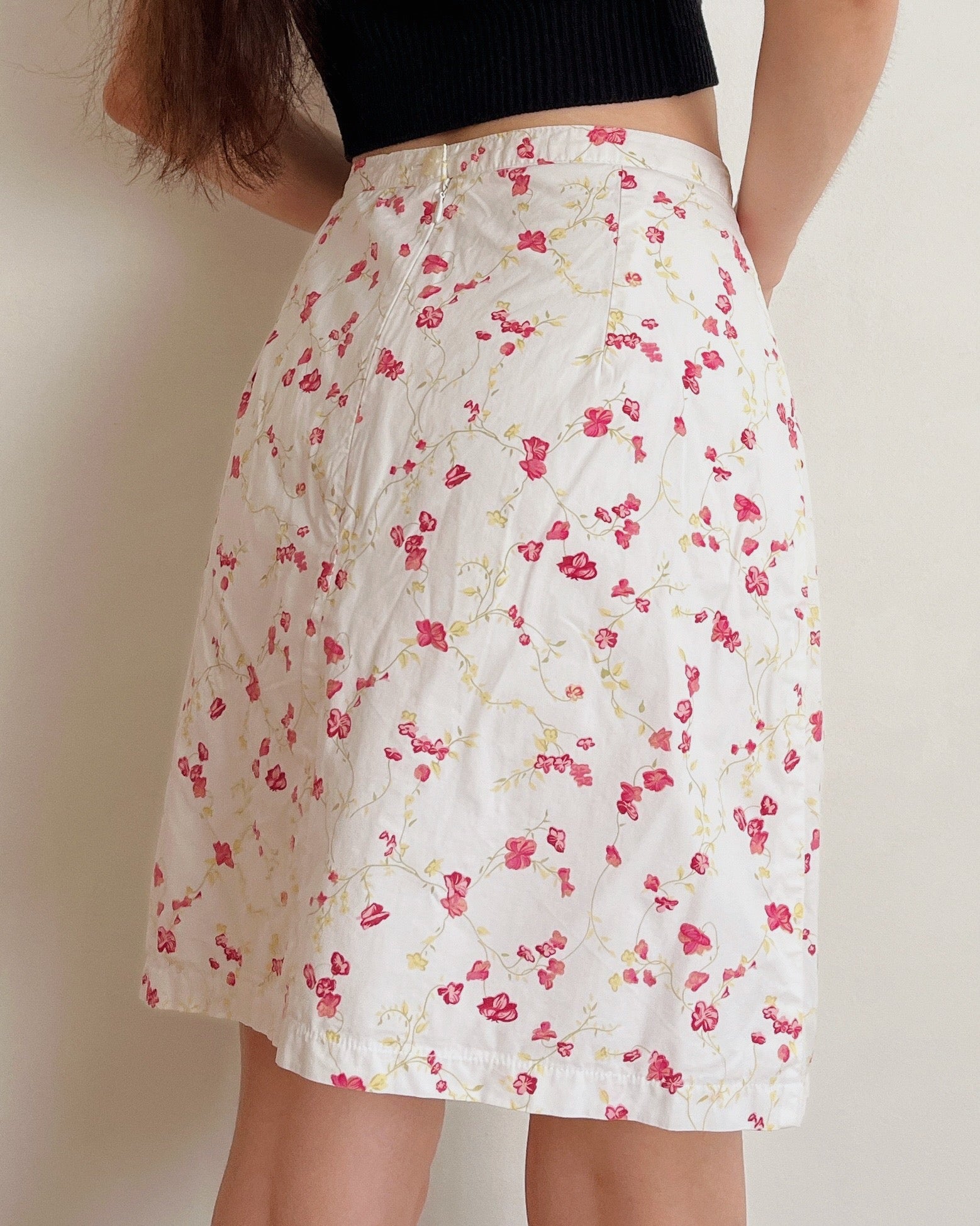 Vintage floral skirt (M)