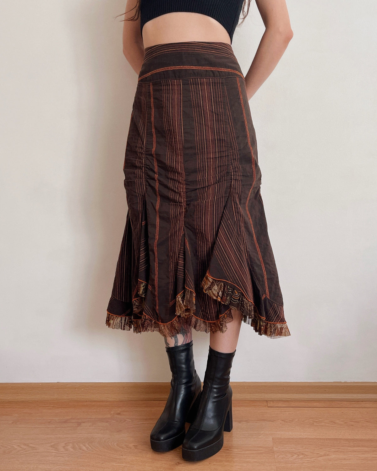 Vintage midi skirt (M/L)