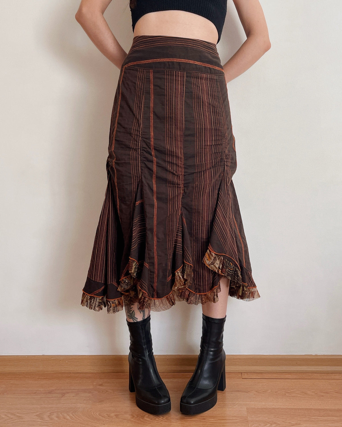 Vintage midi skirt (M/L)