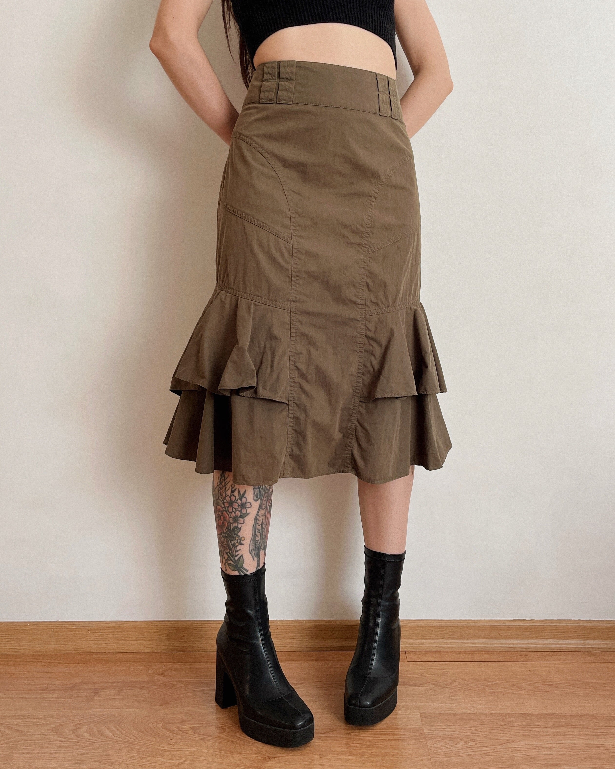 Dark green ruffle skirt (L)
