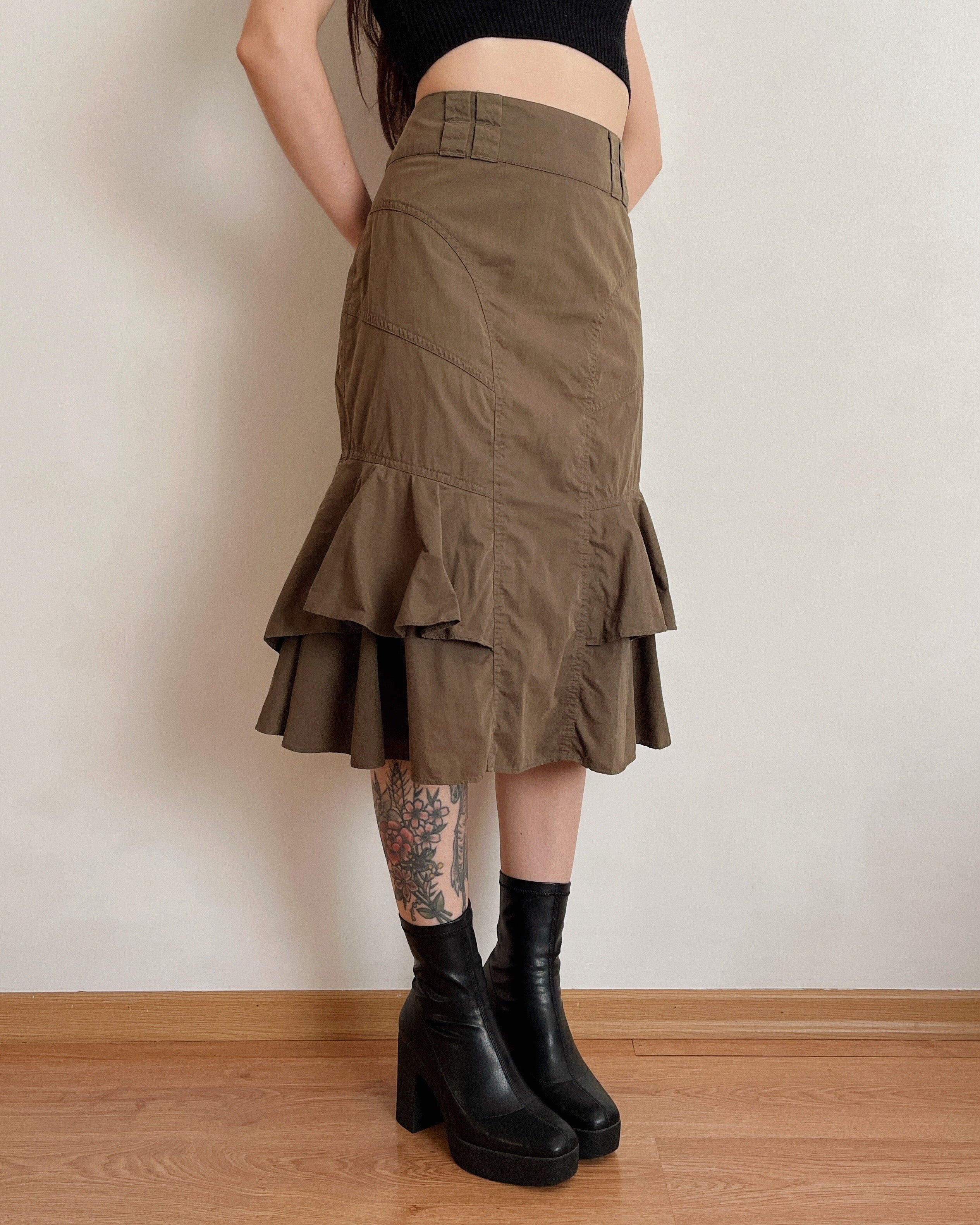 Dark green ruffle skirt (L)