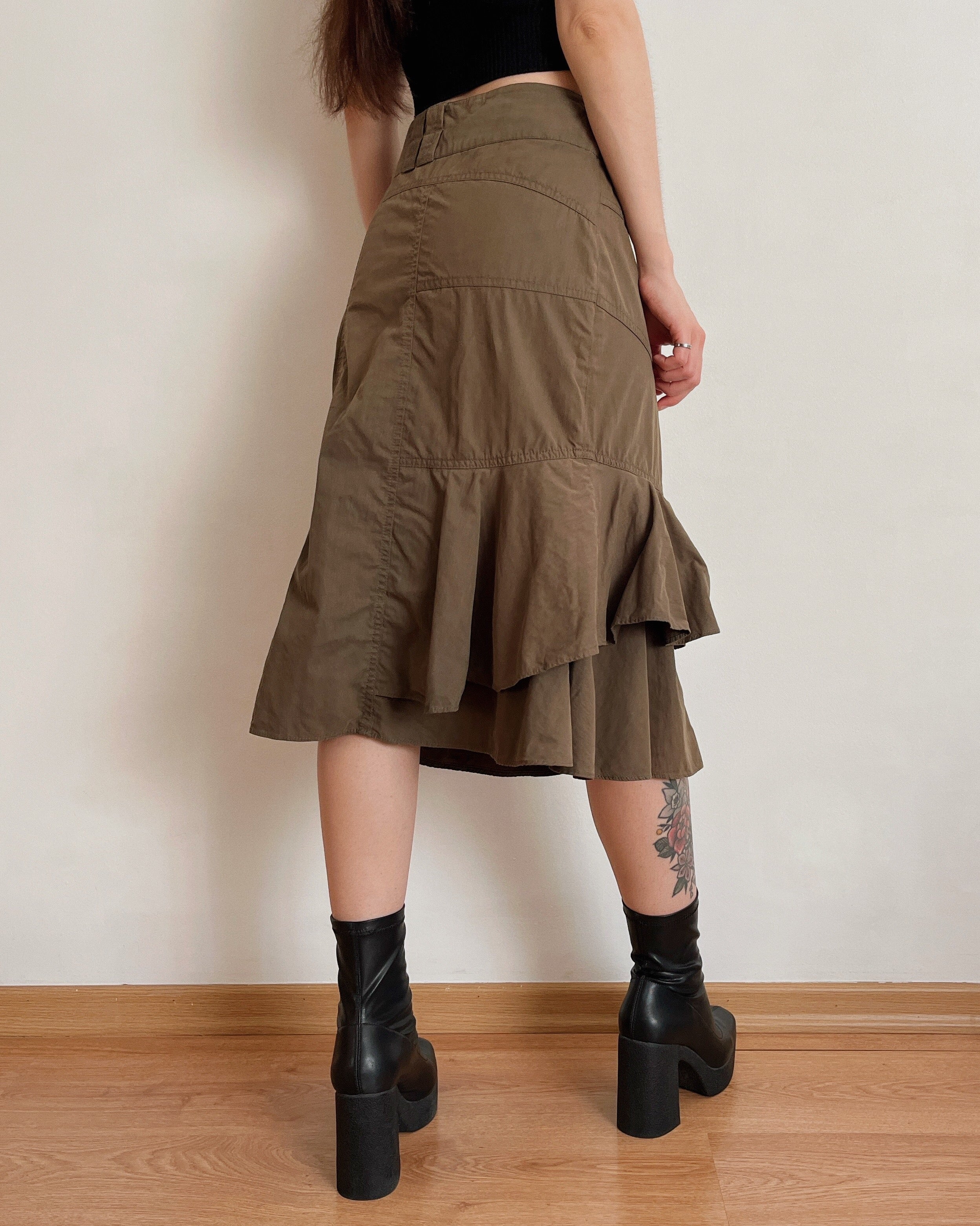 Dark green ruffle skirt (L)