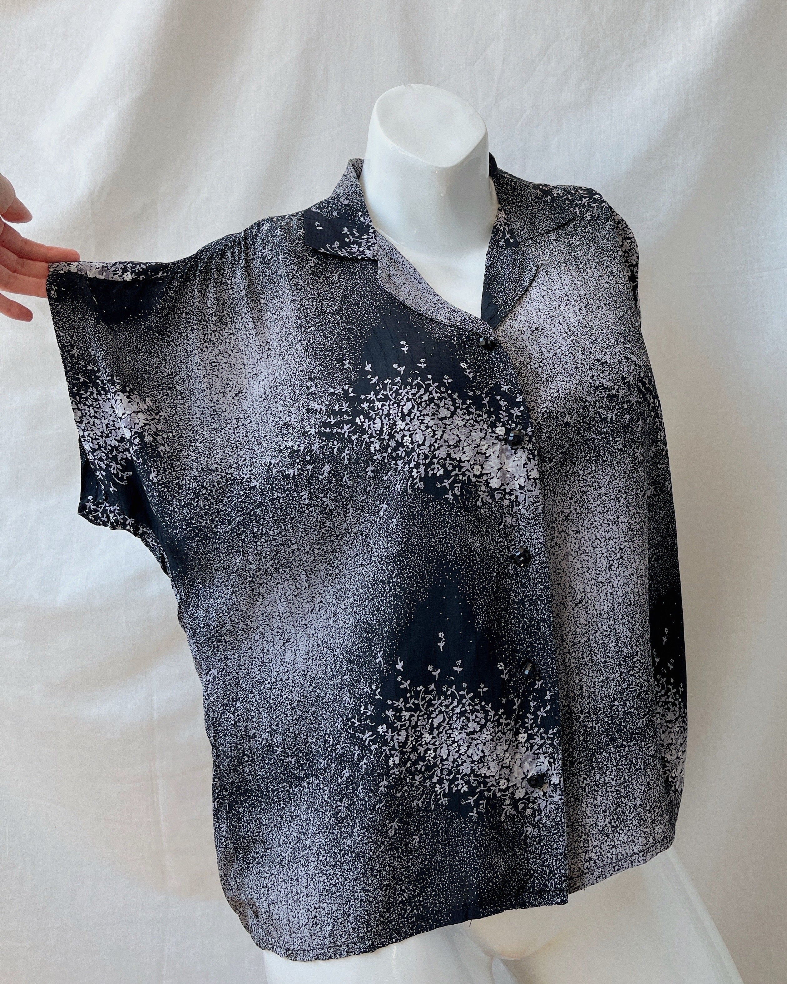 Vintage blouse (M-XL)